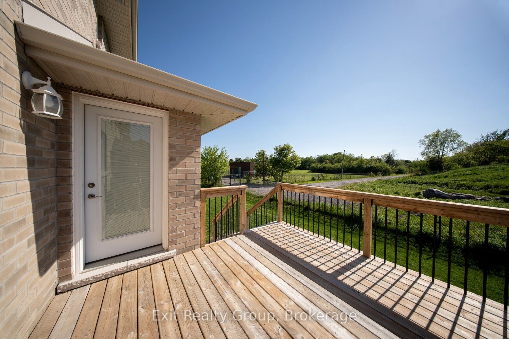 49 Lanark Drive Property Photo 35