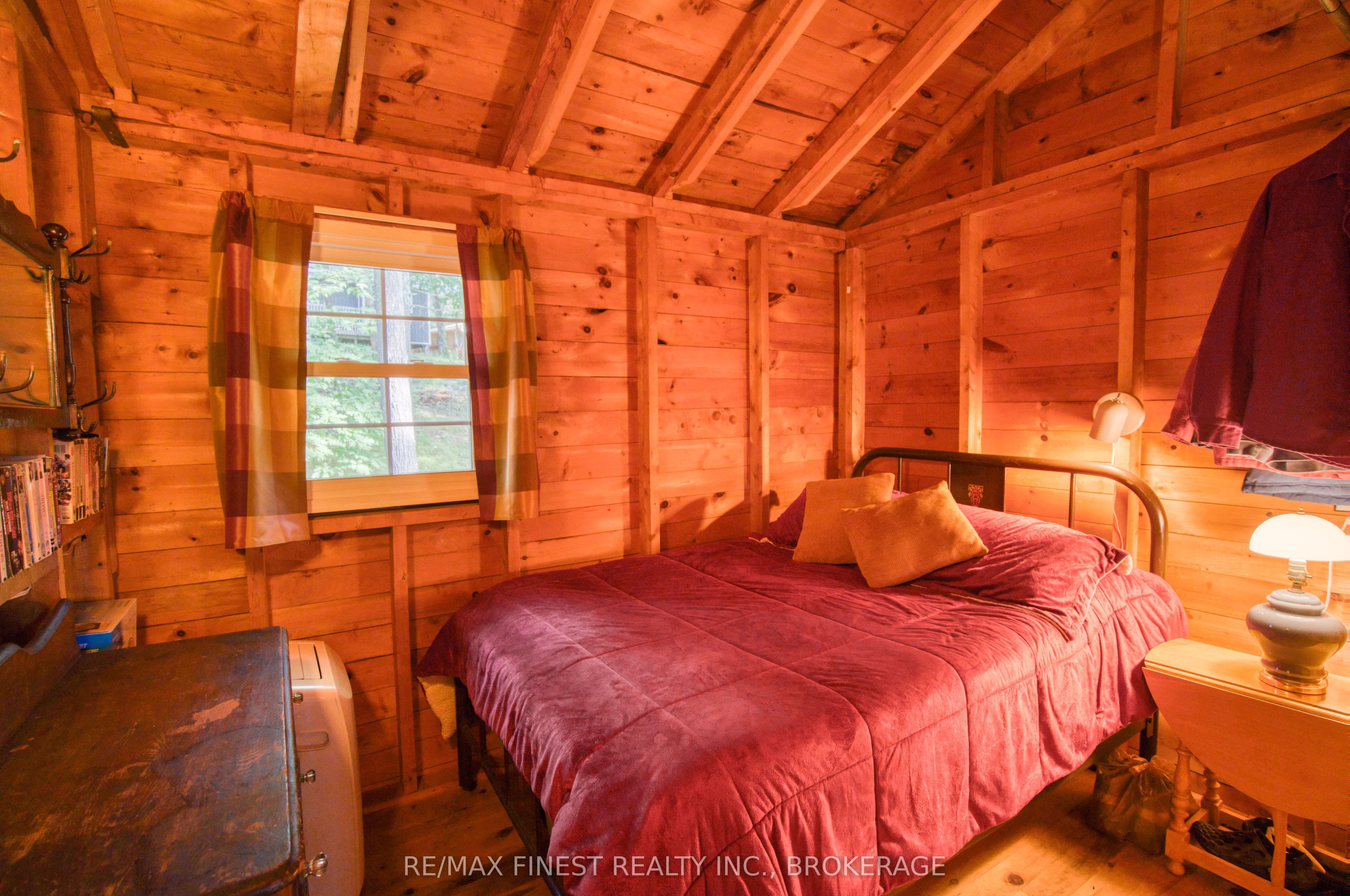 1041a Glass Lane Property Photo 18