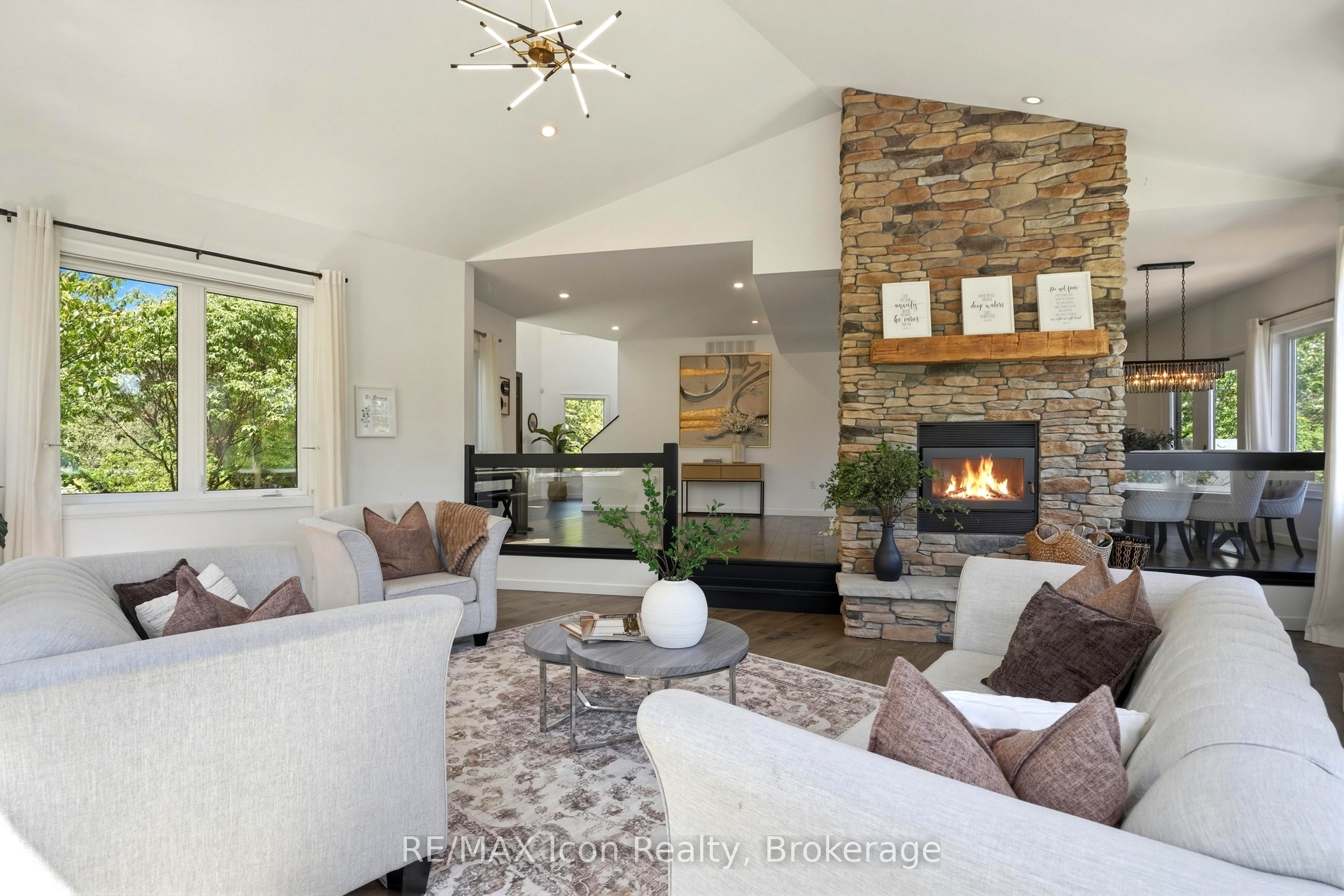 5779 Third Line Property Photo 6