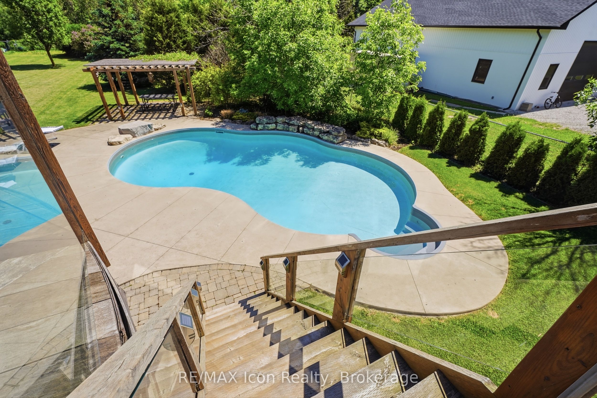 5779 Third Line Property Photo 27
