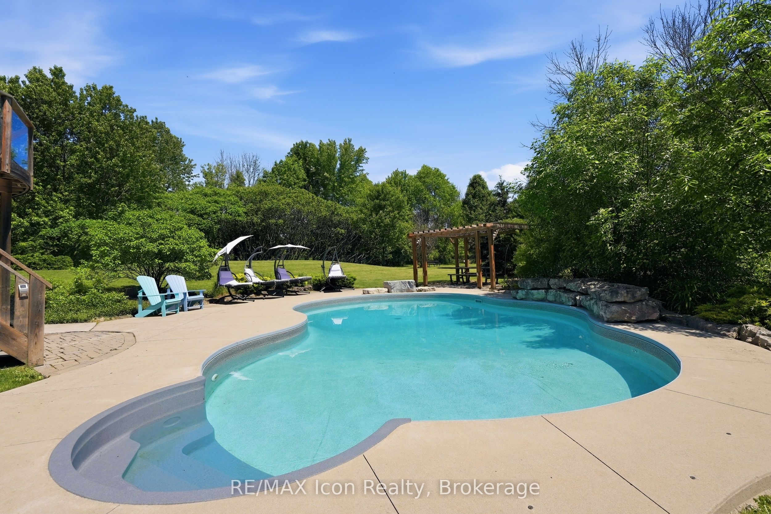 5779 Third Line Property Photo 33