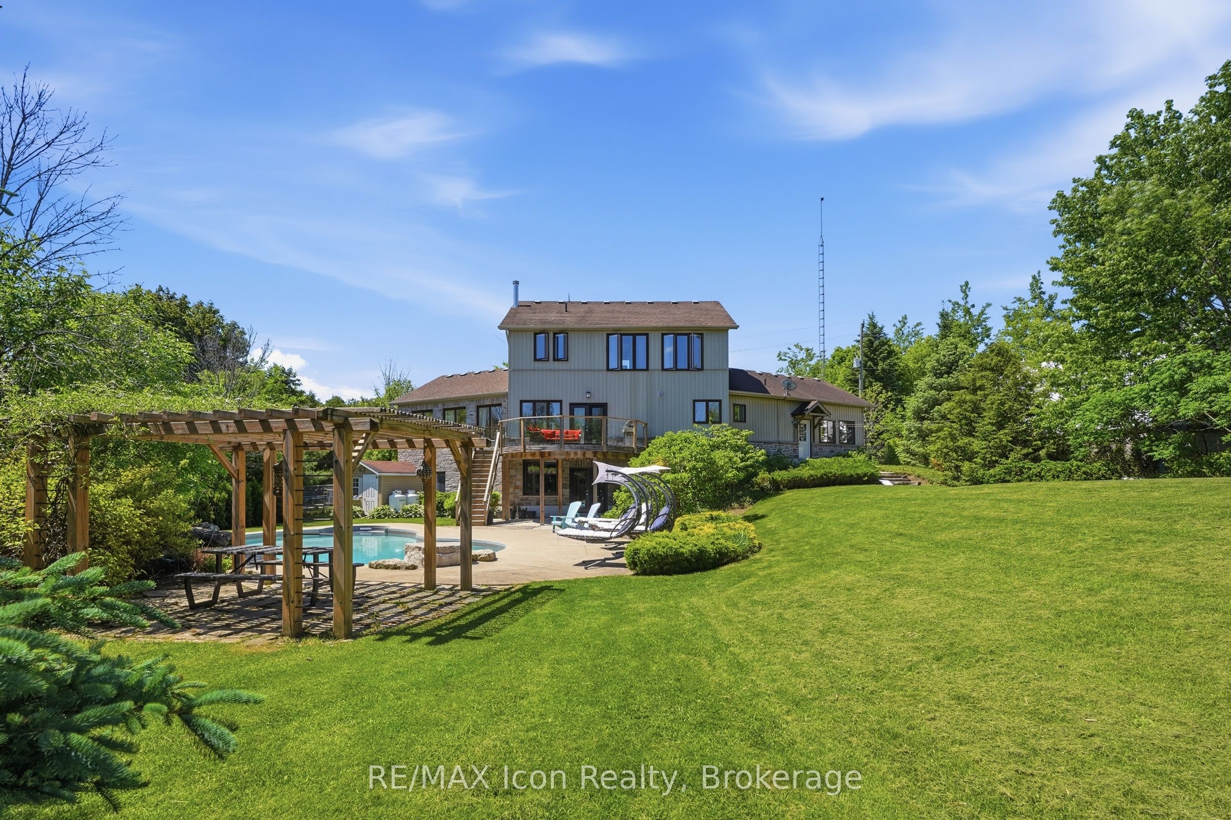 5779 Third Line Property Photo 36