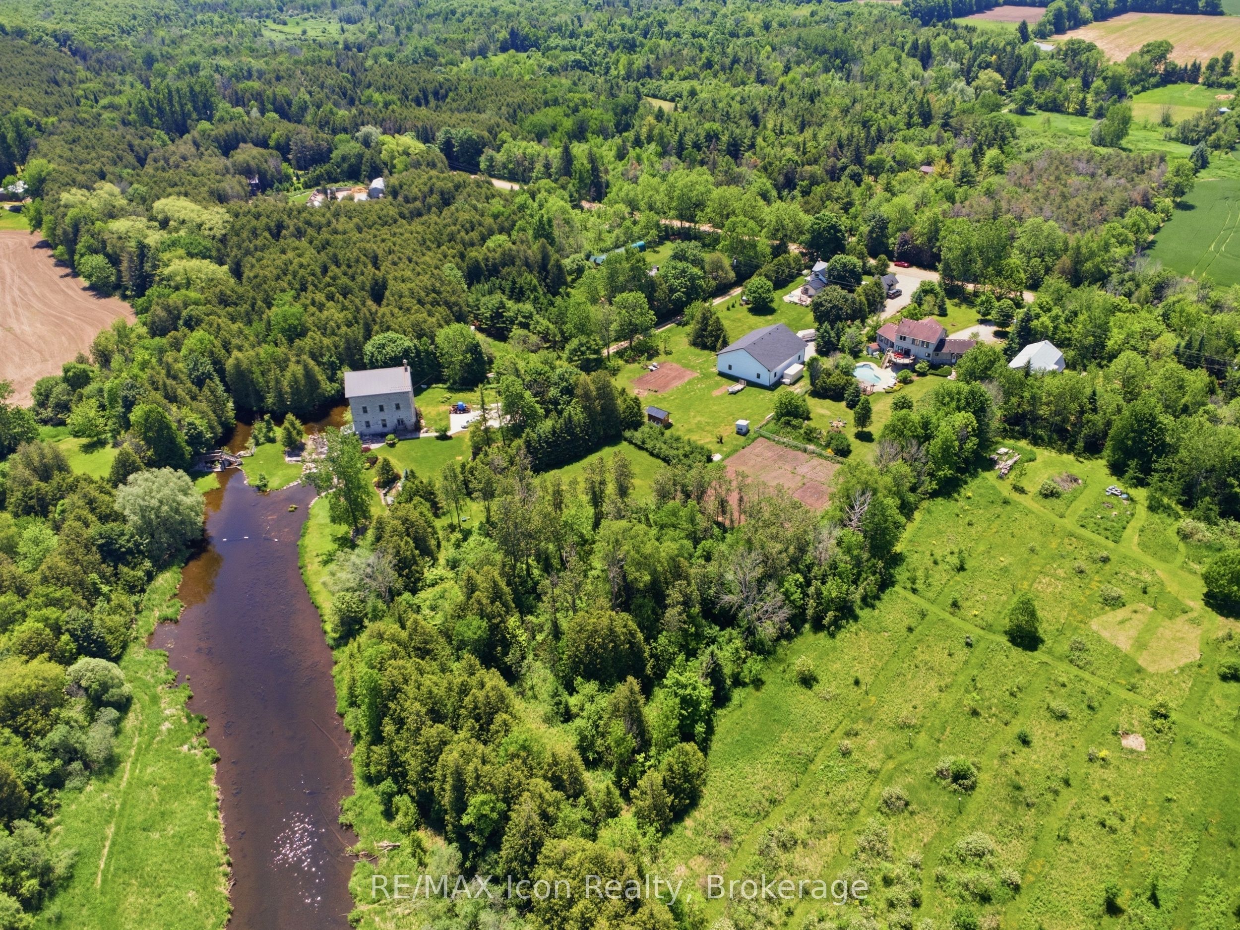 5779 Third Line Property Photo 41