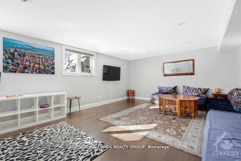 250 Richardson Avenue Property Photo 29