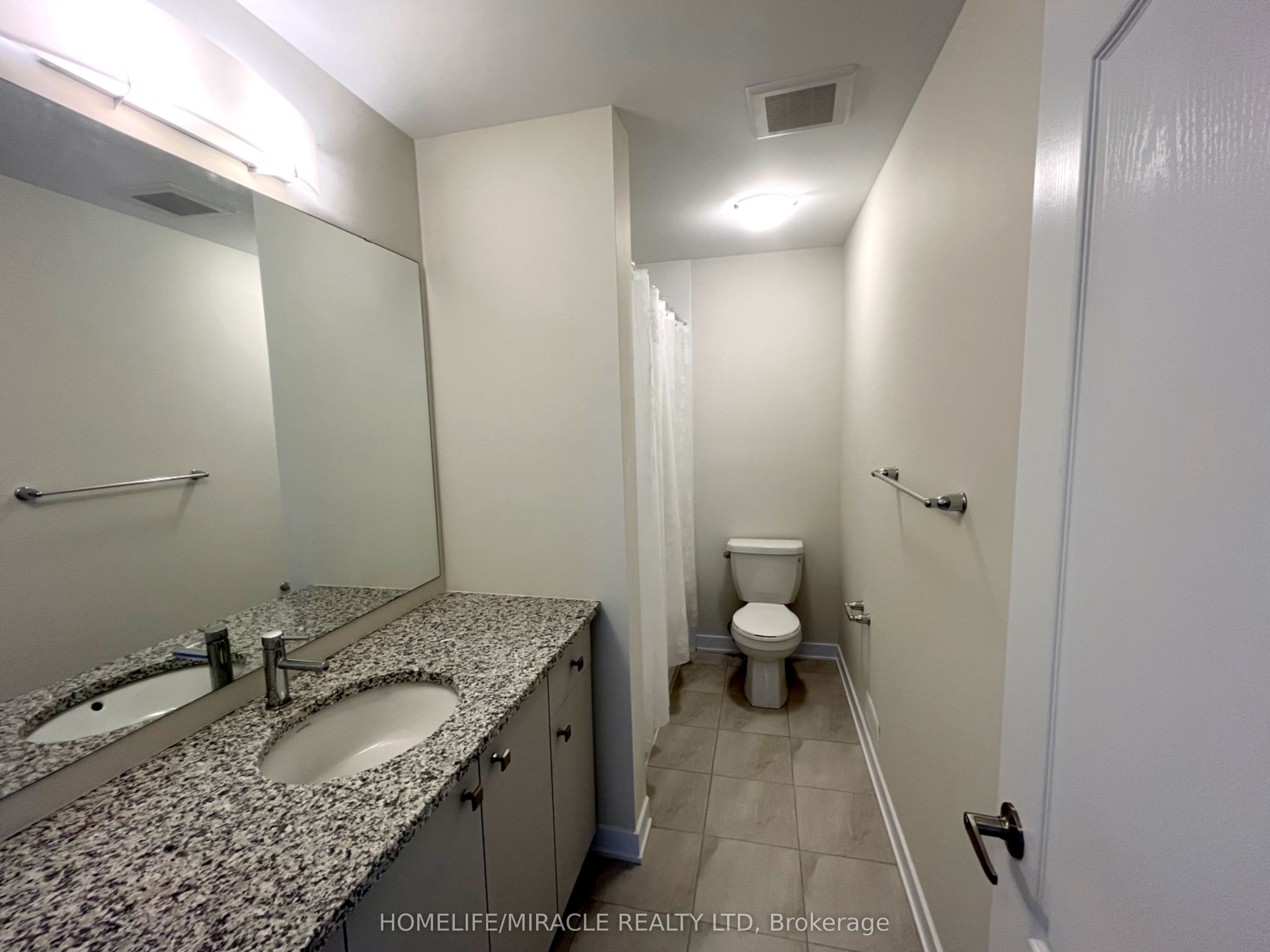 66 Aviron Crescent Property Photo 20