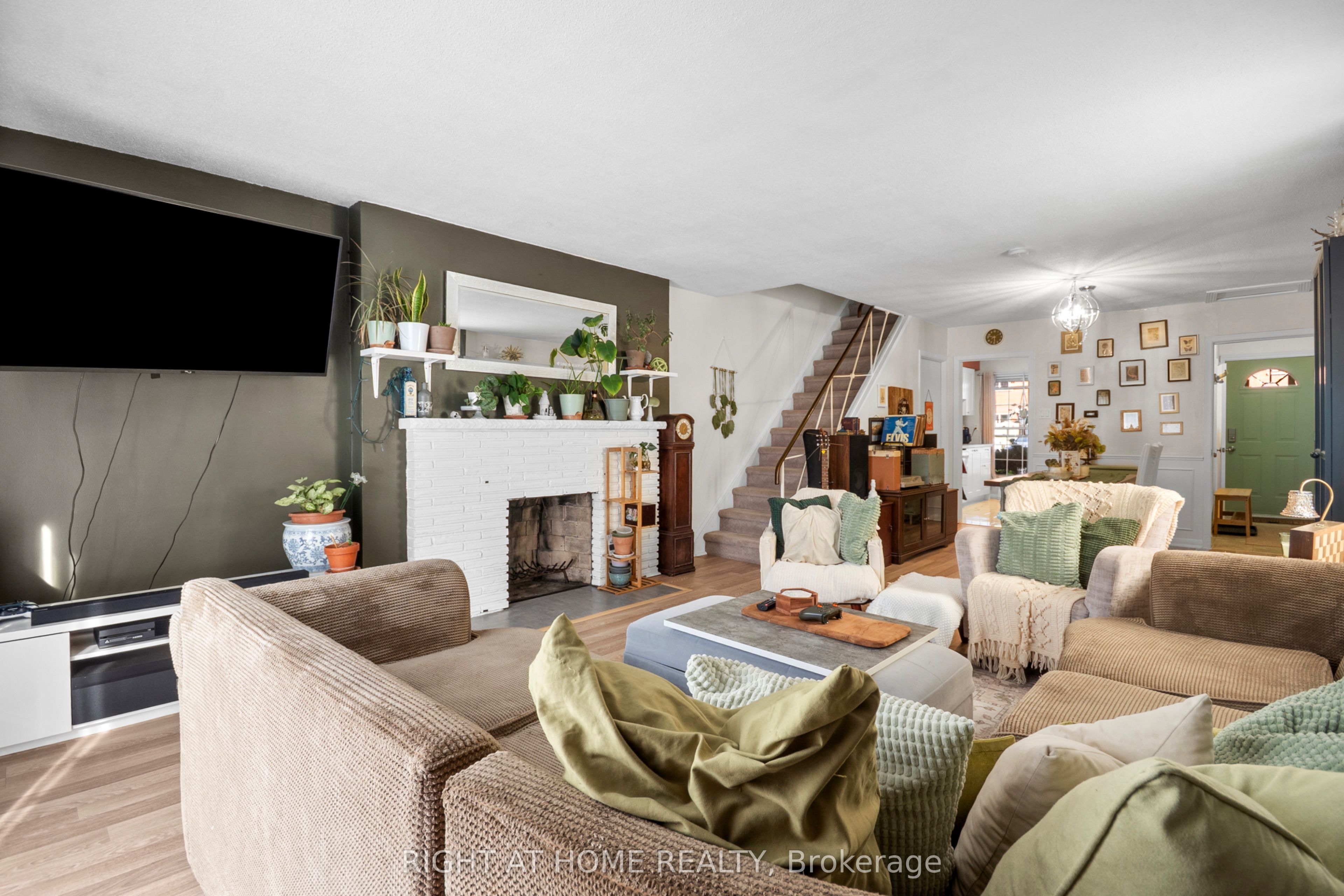 5 Arbour Glen Crescent Property Photo 7