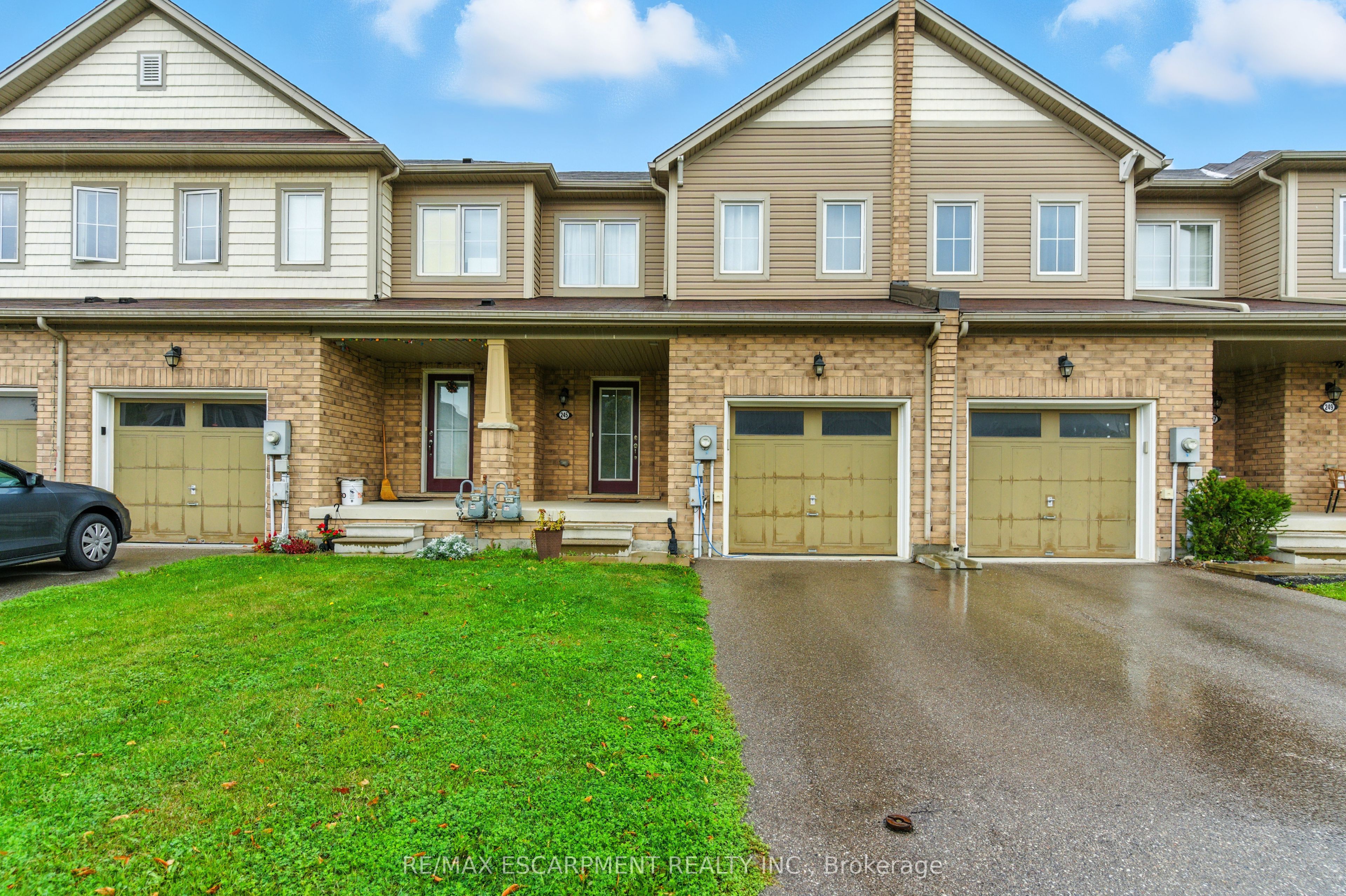 245 Powell Road Property Photo 1