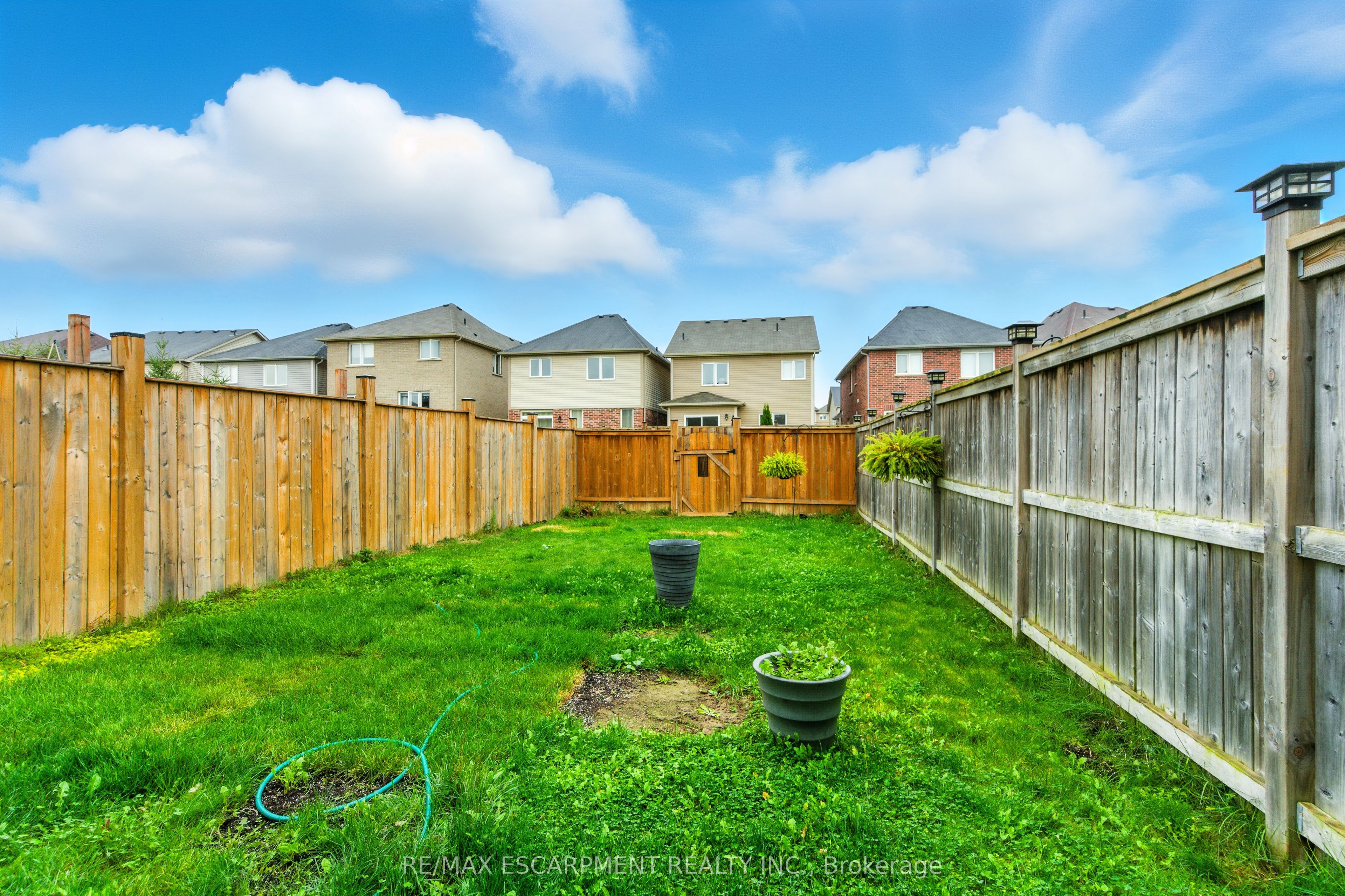 245 Powell Road Property Photo 17