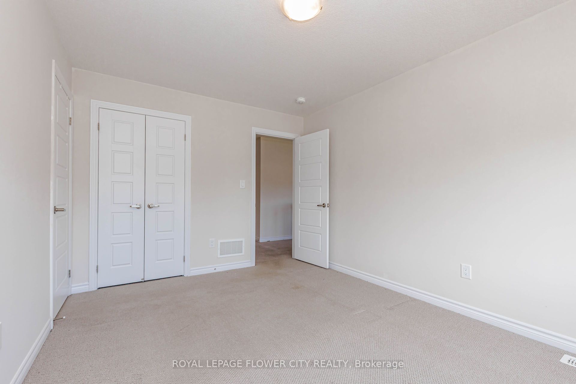 18 Santo Court Property Photo 43