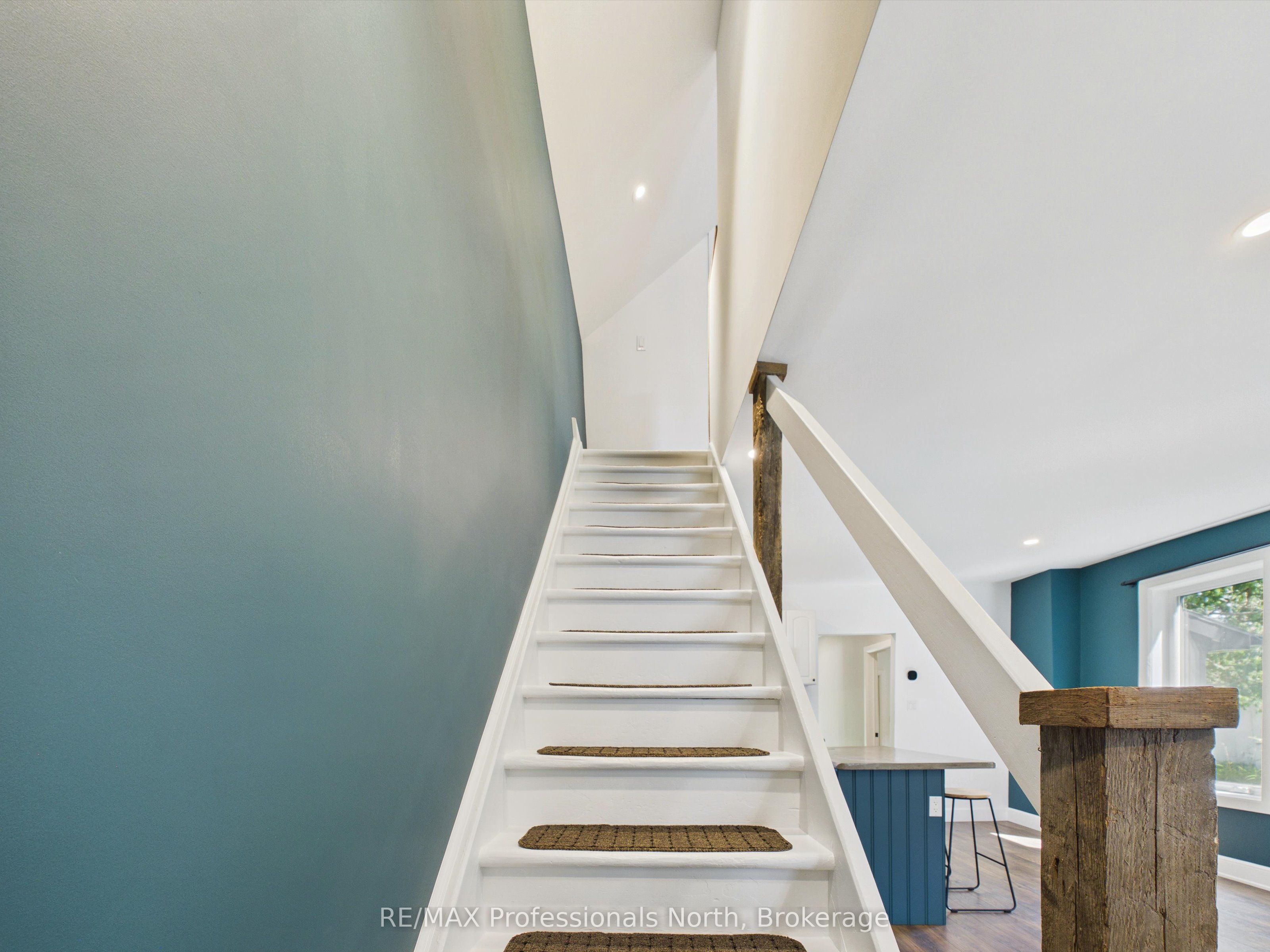 3 Spadina Avenue Property Photo 16