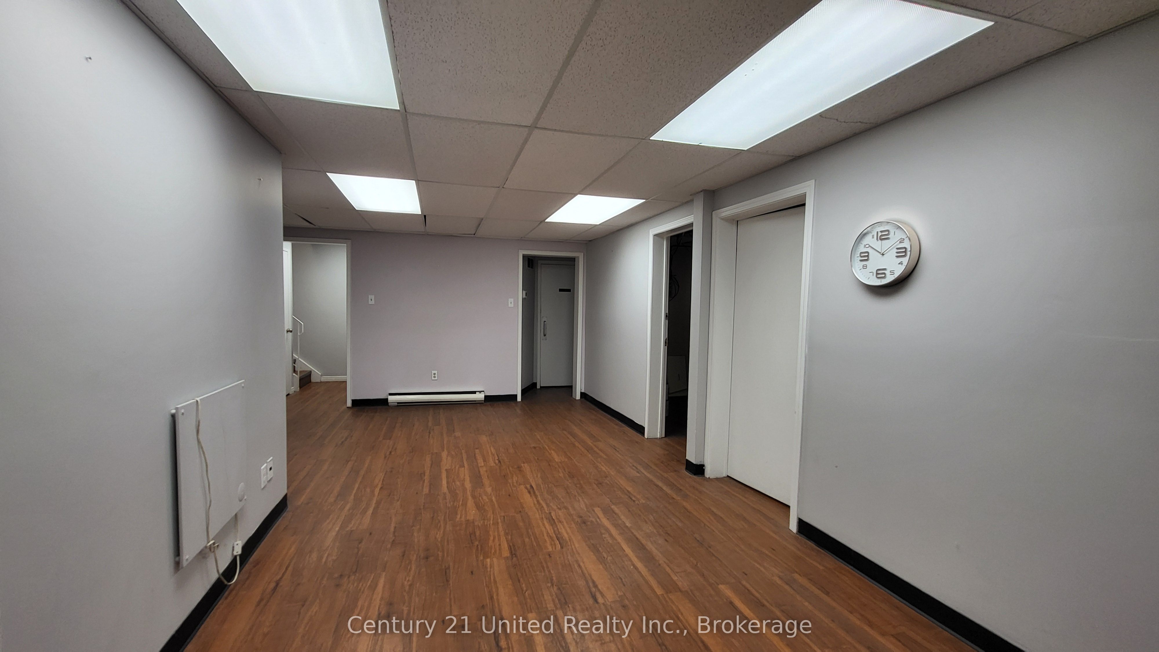 80 Hunter Street E Property Photo 12