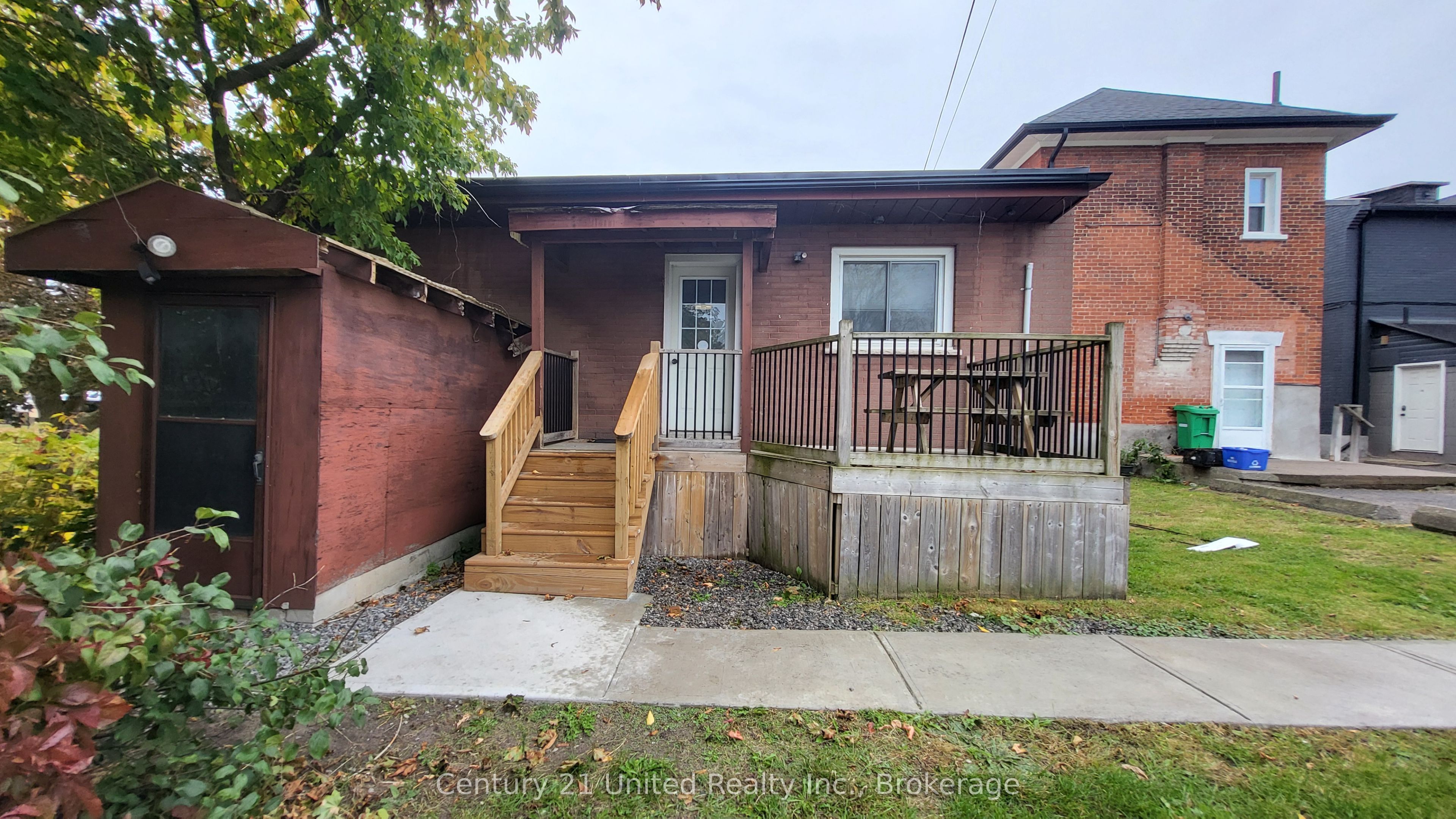 80 Hunter Street E Property Photo 22