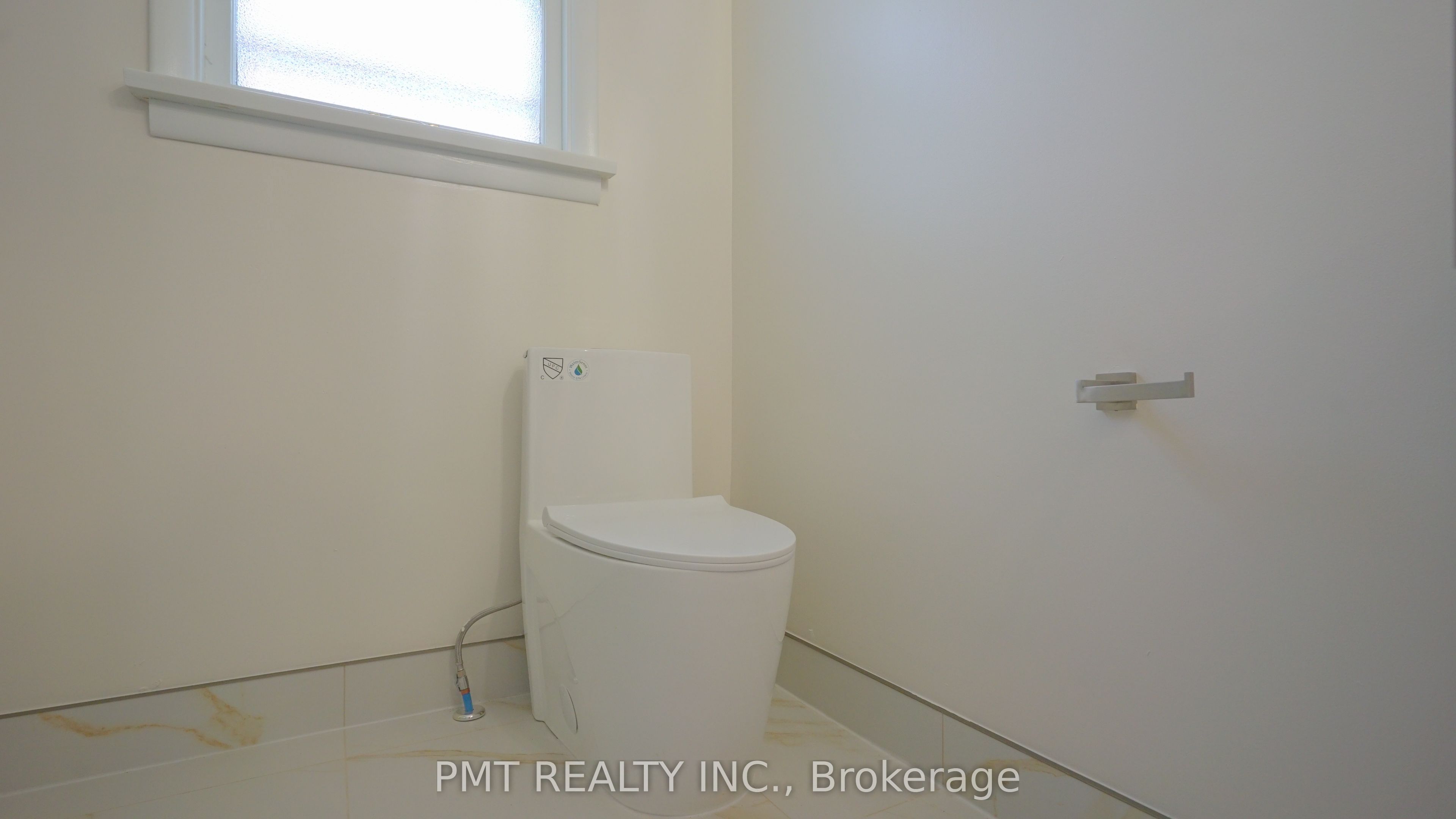 143 Elgin Crescent Property Photo 22