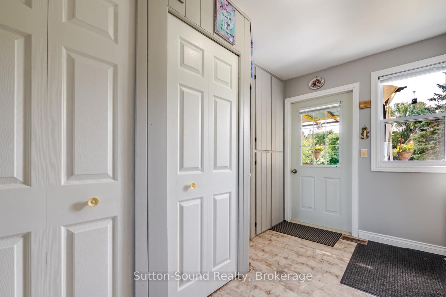 623 Frank Street Property Photo 5