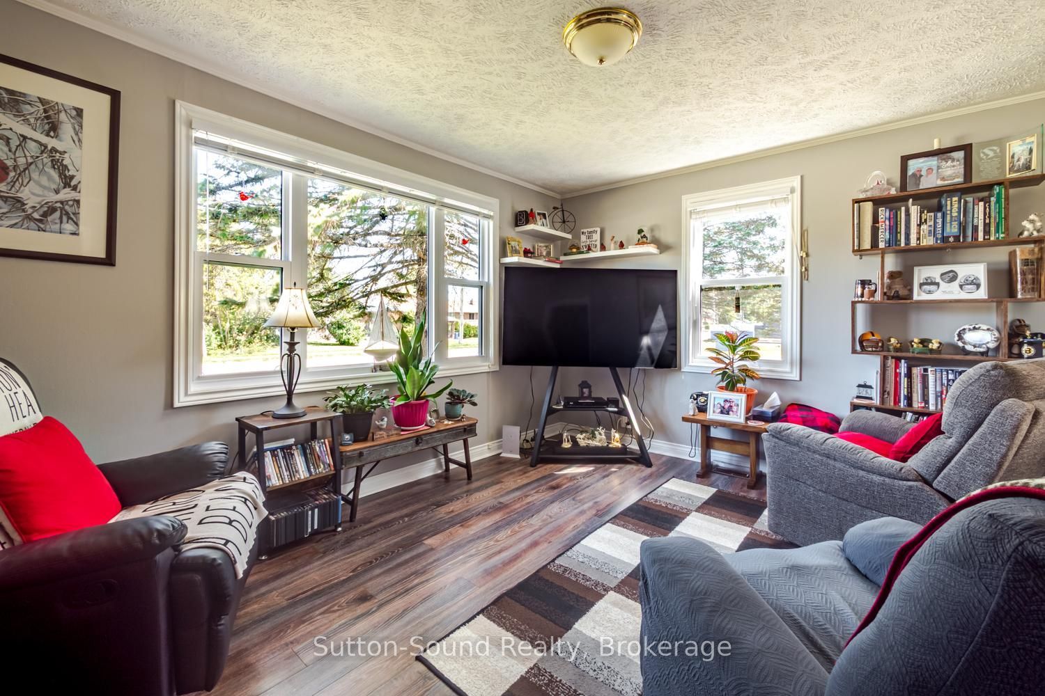 623 Frank Street Property Photo 6