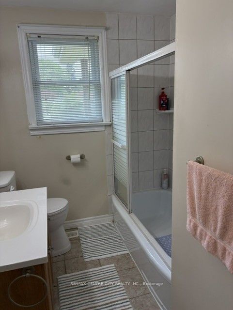 28 Dieppe Drive Property Photo 11
