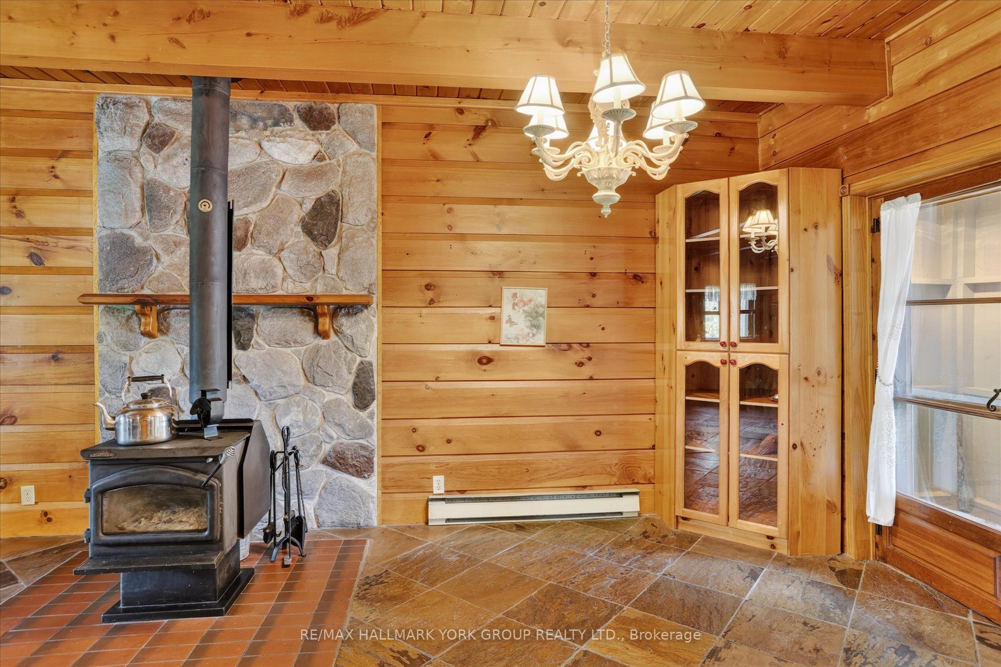 334 Moorings Drive Property Photo 11