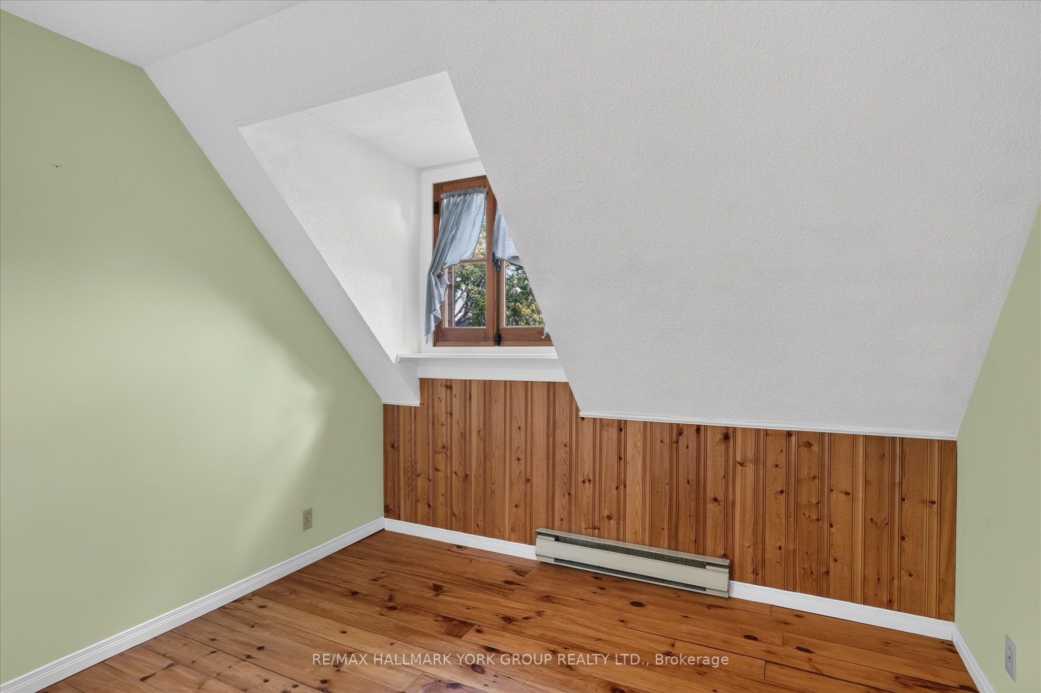 334 Moorings Drive Property Photo 26
