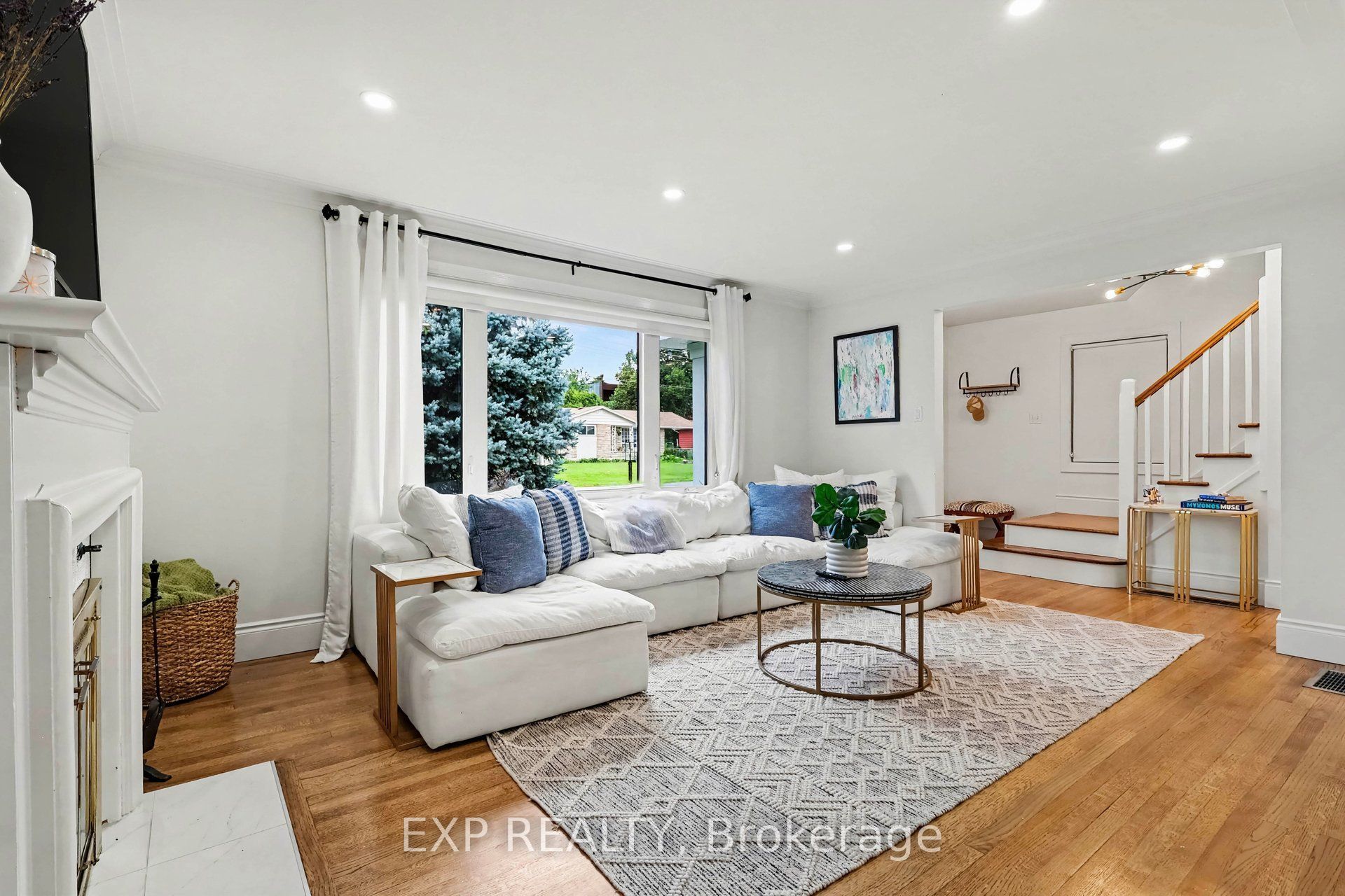 40 Epworth Avenue Property Photo 3