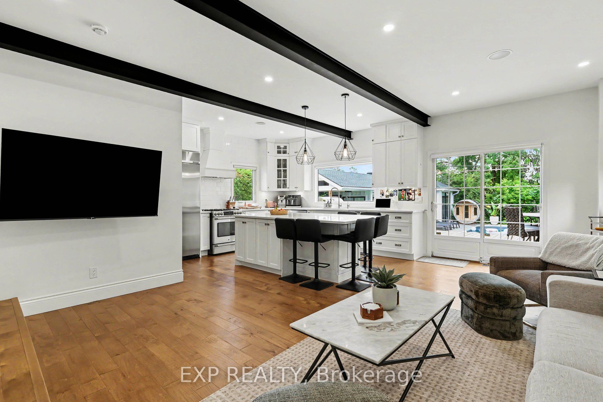 40 Epworth Avenue Property Photo 12