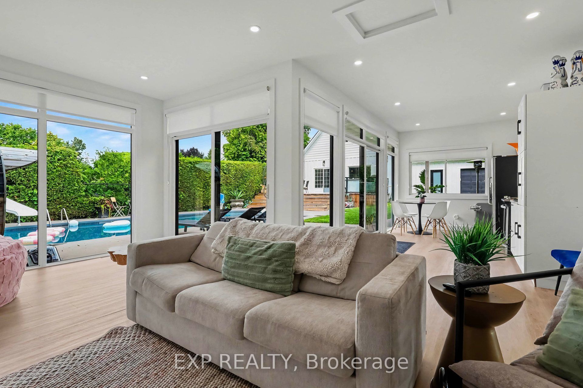 40 Epworth Avenue Property Photo 15