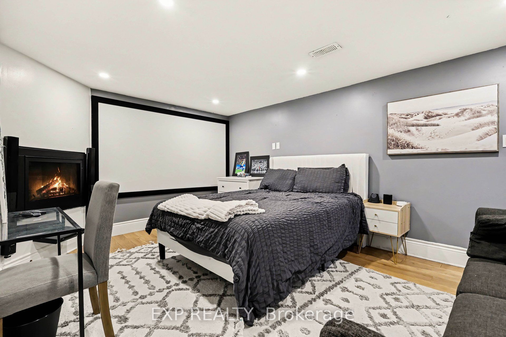 40 Epworth Avenue Property Photo 31