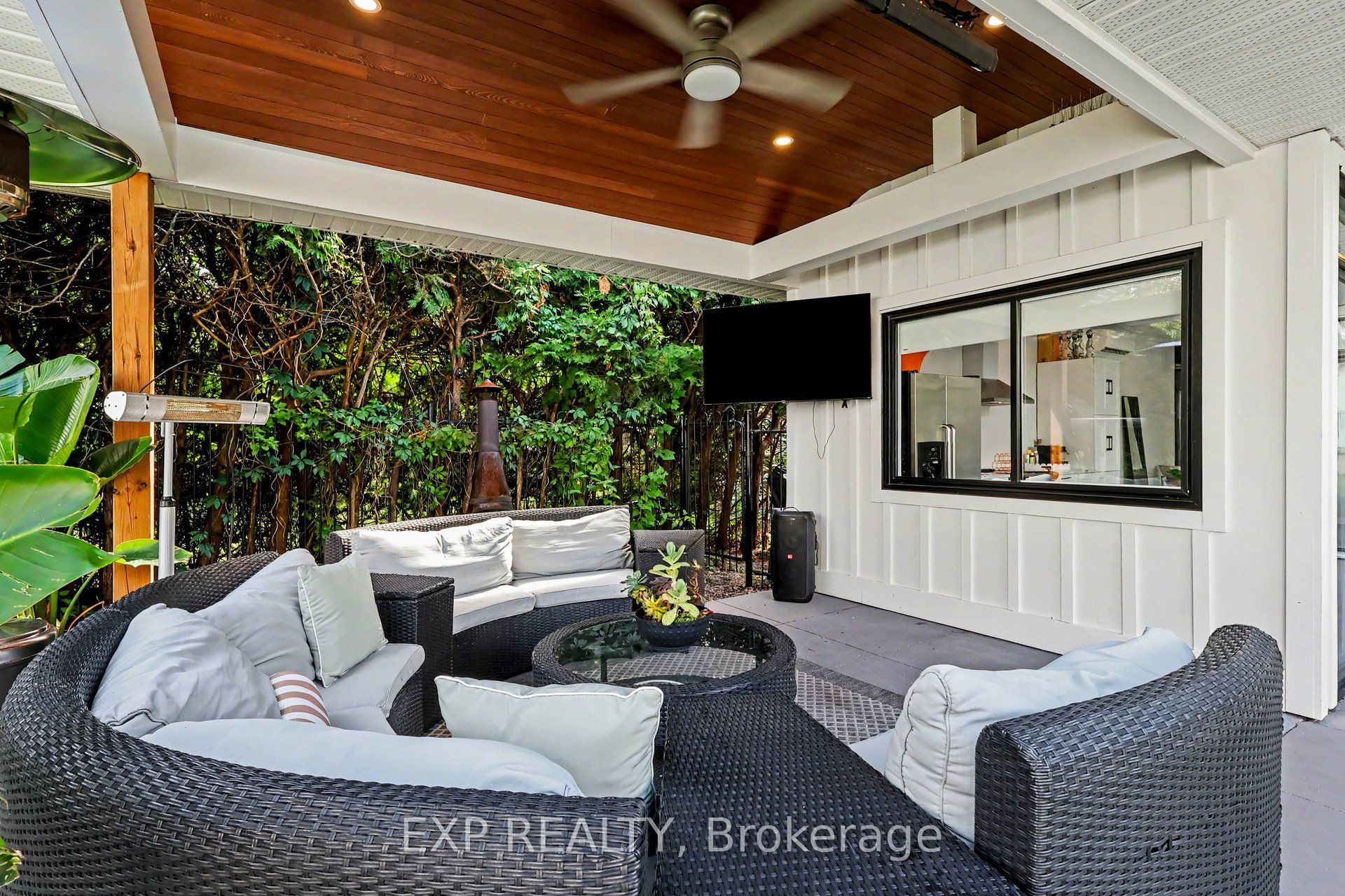 40 Epworth Avenue Property Photo 35