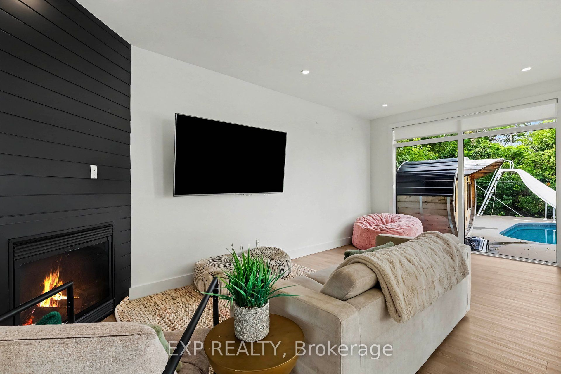 40 Epworth Avenue Property Photo 37