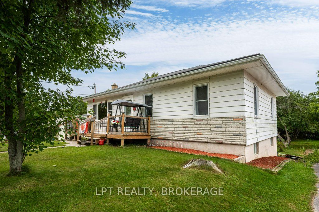 6175 Lakeview Drive Property Photo 6