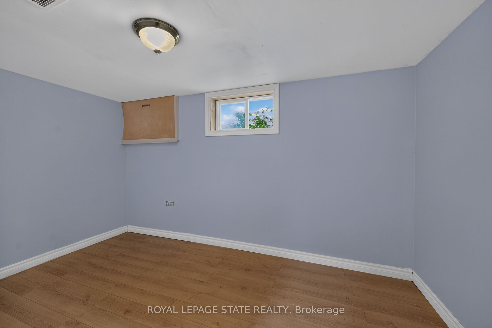 47 Broadway Avenue Property Photo 32