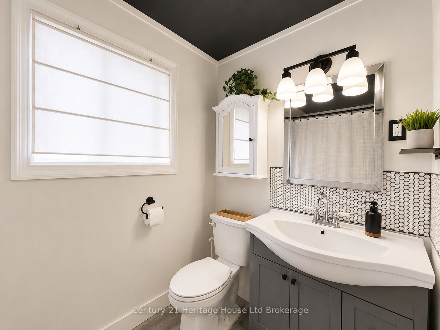 54 Frontenac Road A Property Photo 17