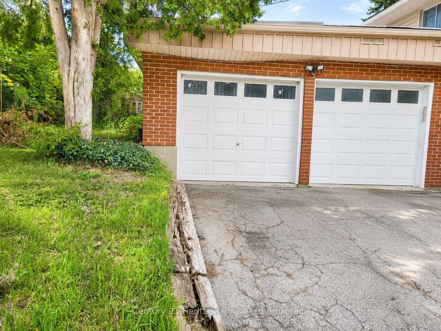 54 Frontenac Road A Property Photo 32