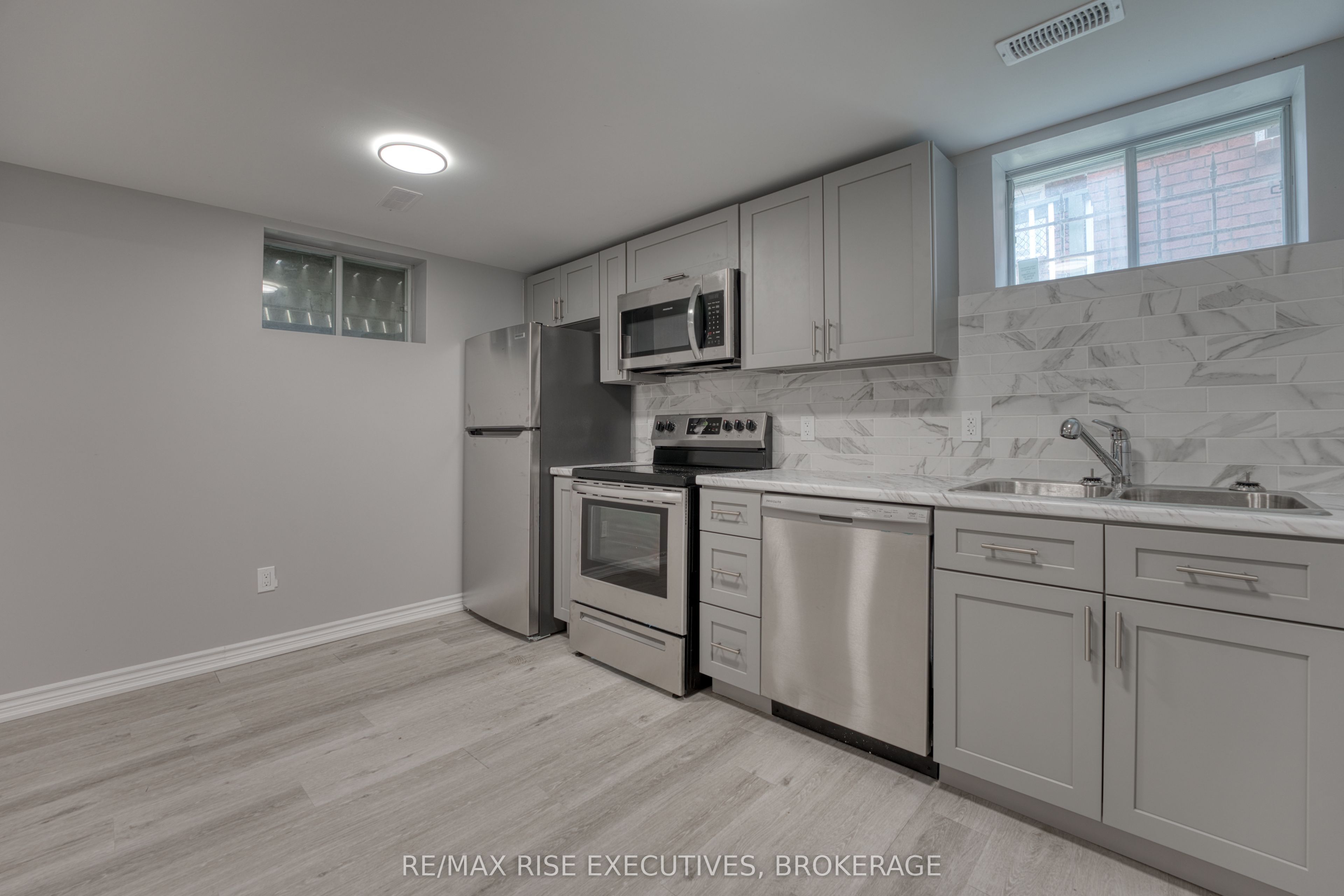151 Dauphin Avenue 2 Property Photo 8