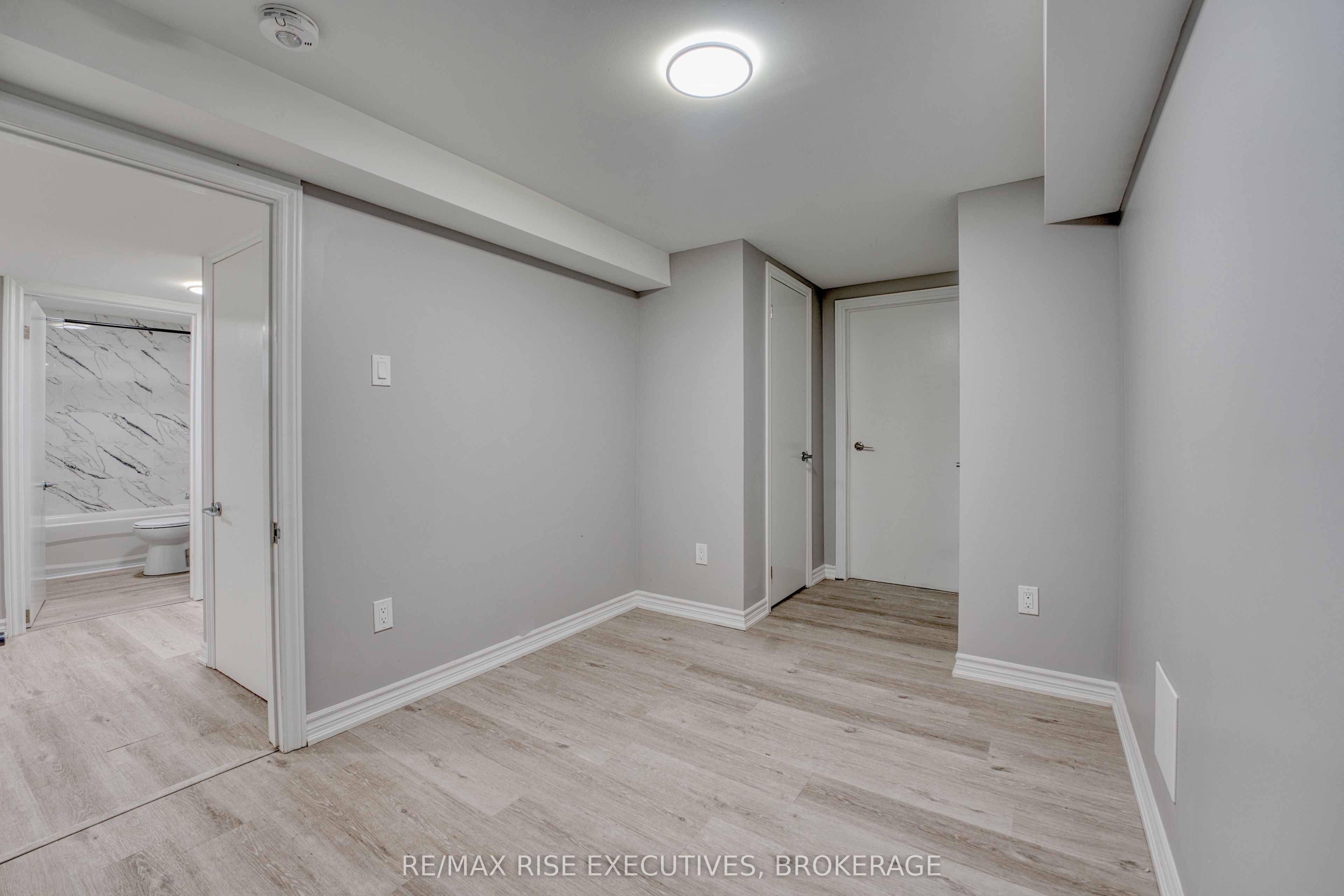 151 Dauphin Avenue 2 Property Photo 14