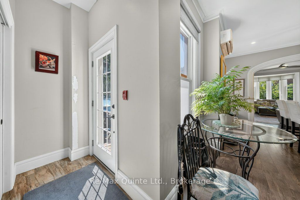 221 Albert Street Property Photo 6