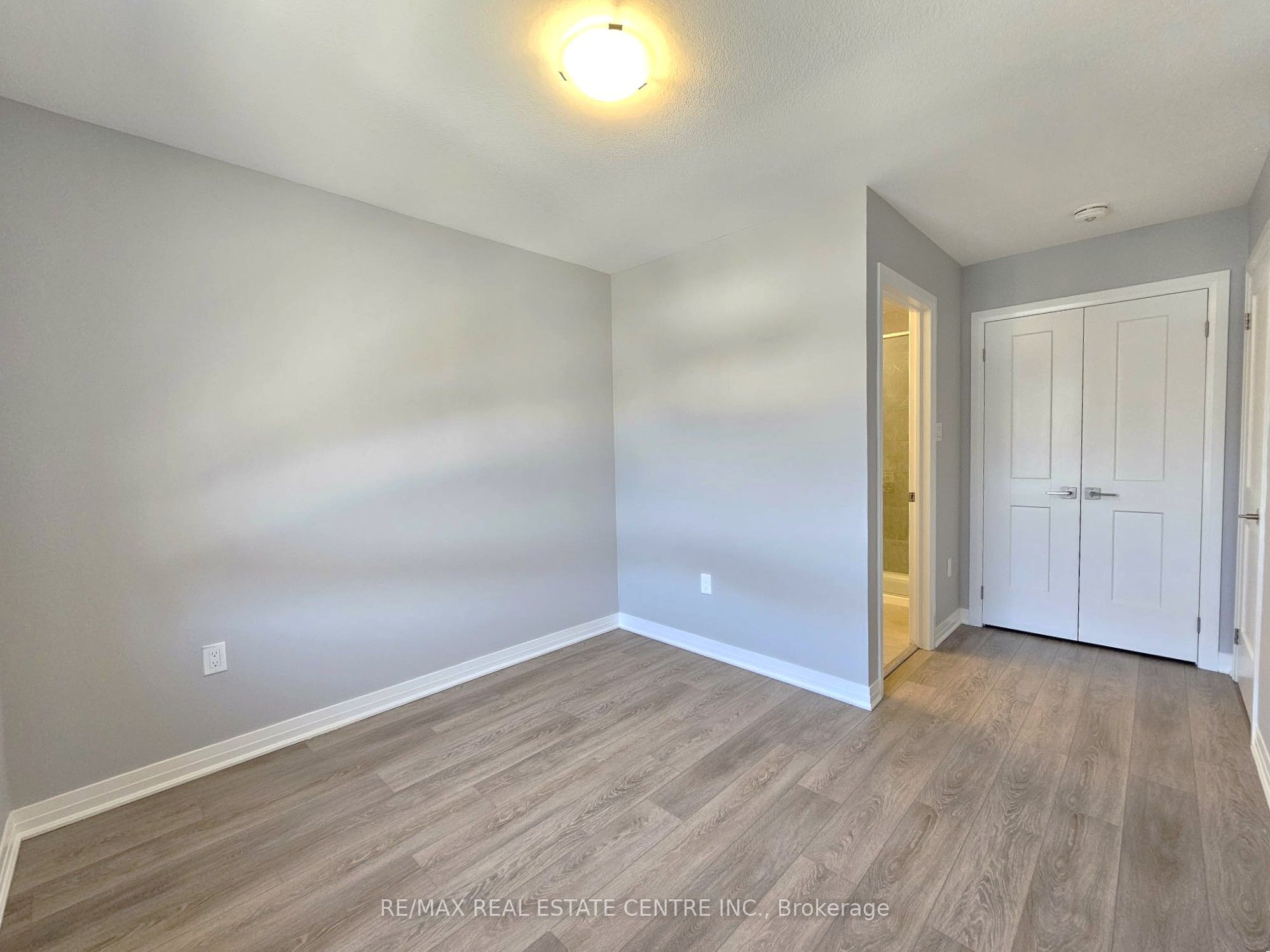 51 Sparrow Avenue 70 Property Photo 19