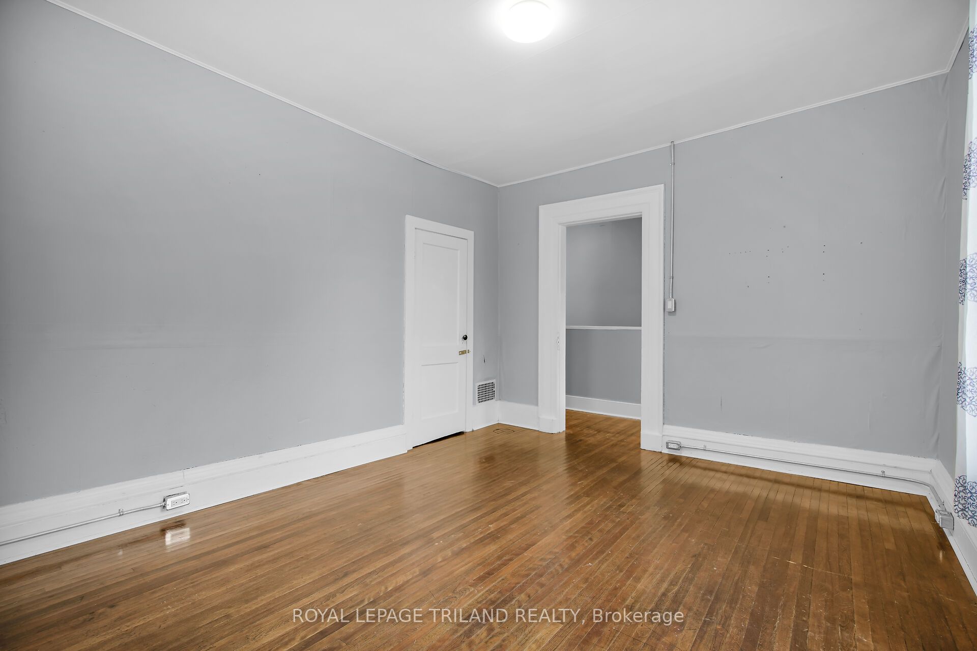 122 Centre Street 2 Property Photo 1