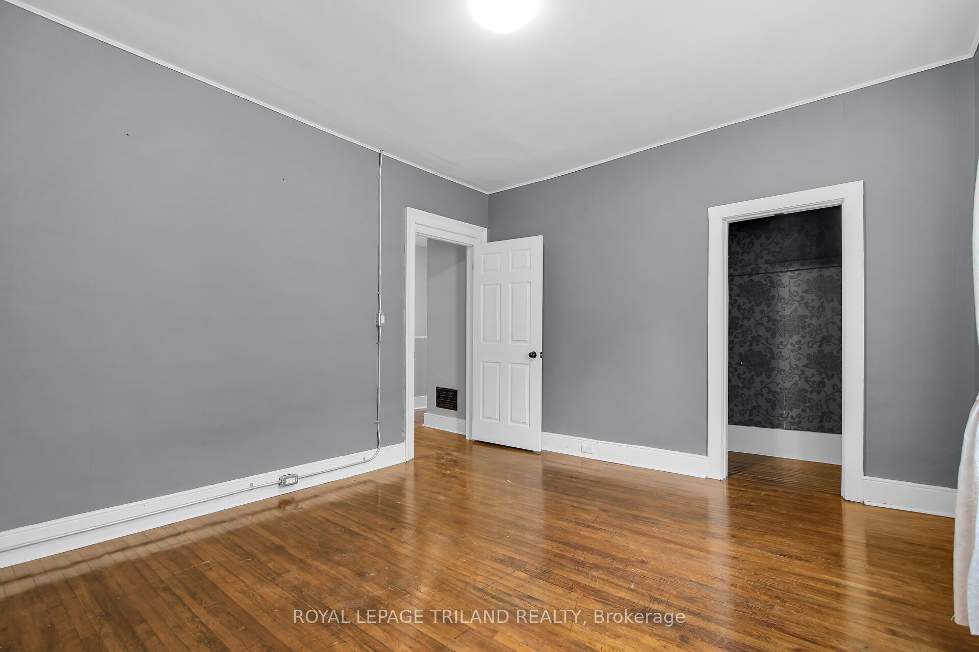 122 Centre Street 2 Property Photo 8