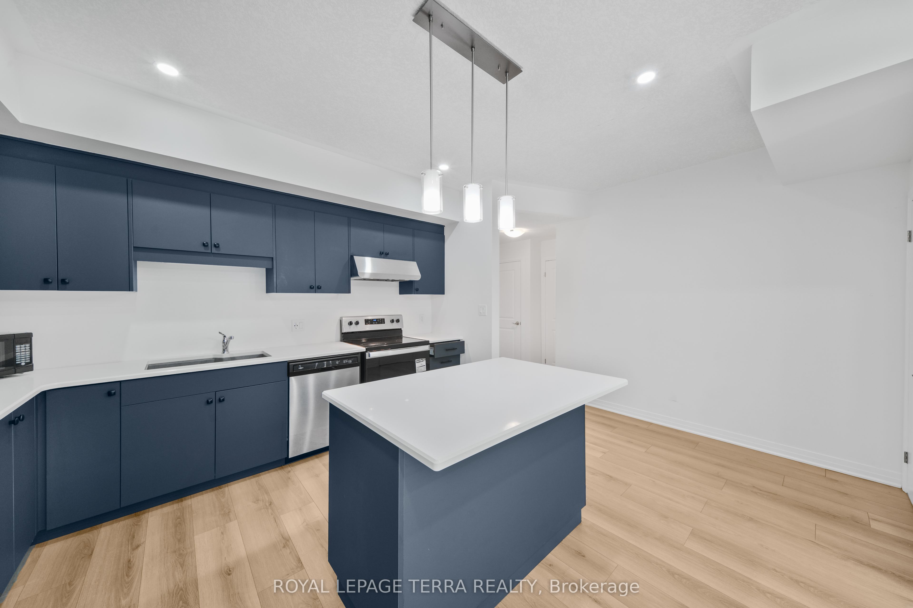 25 Isherwood Avenue 56 Property Photo 8