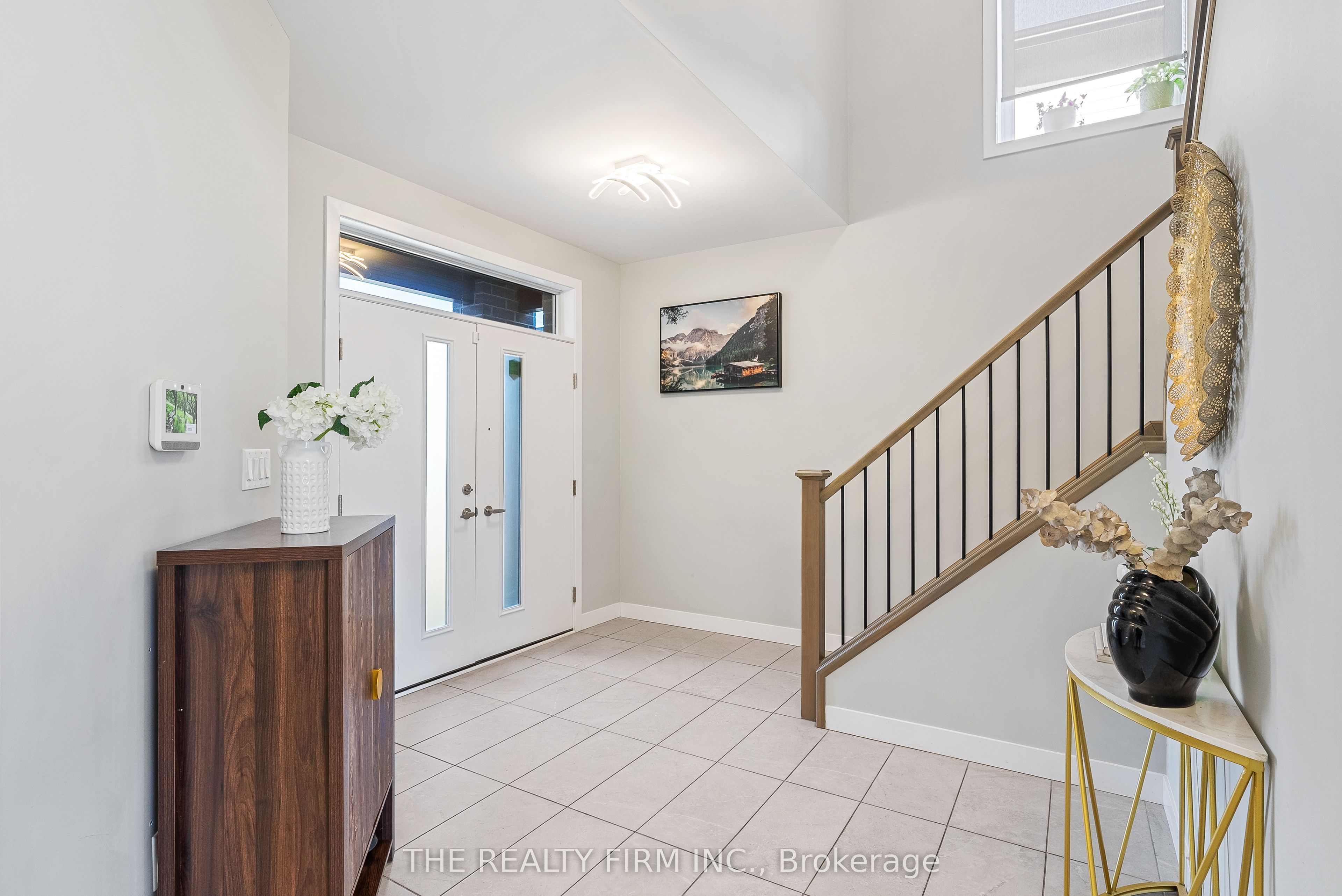 1742 Applerock Avenue Property Photo 3