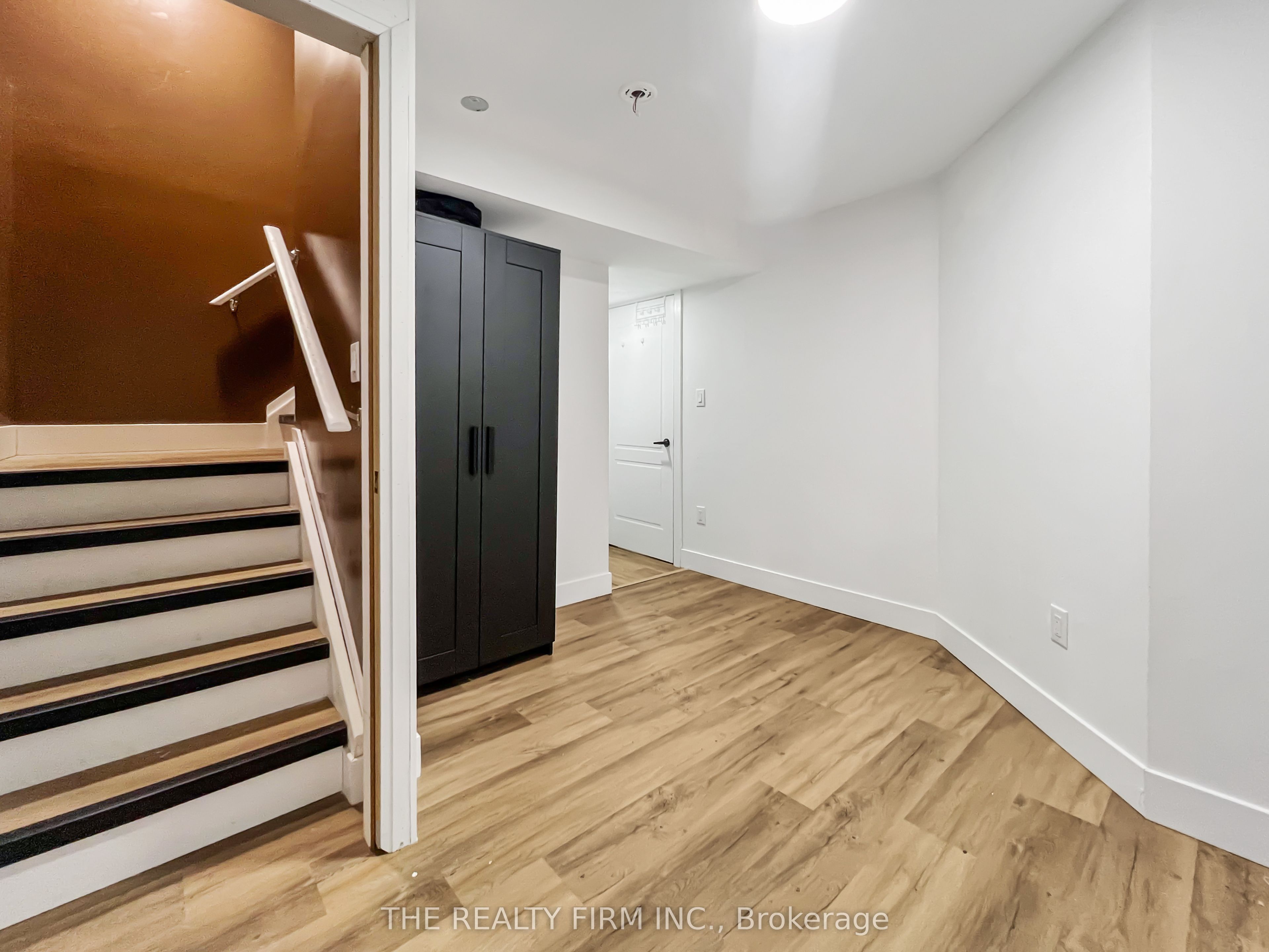 1742 Applerock Avenue Property Photo 35