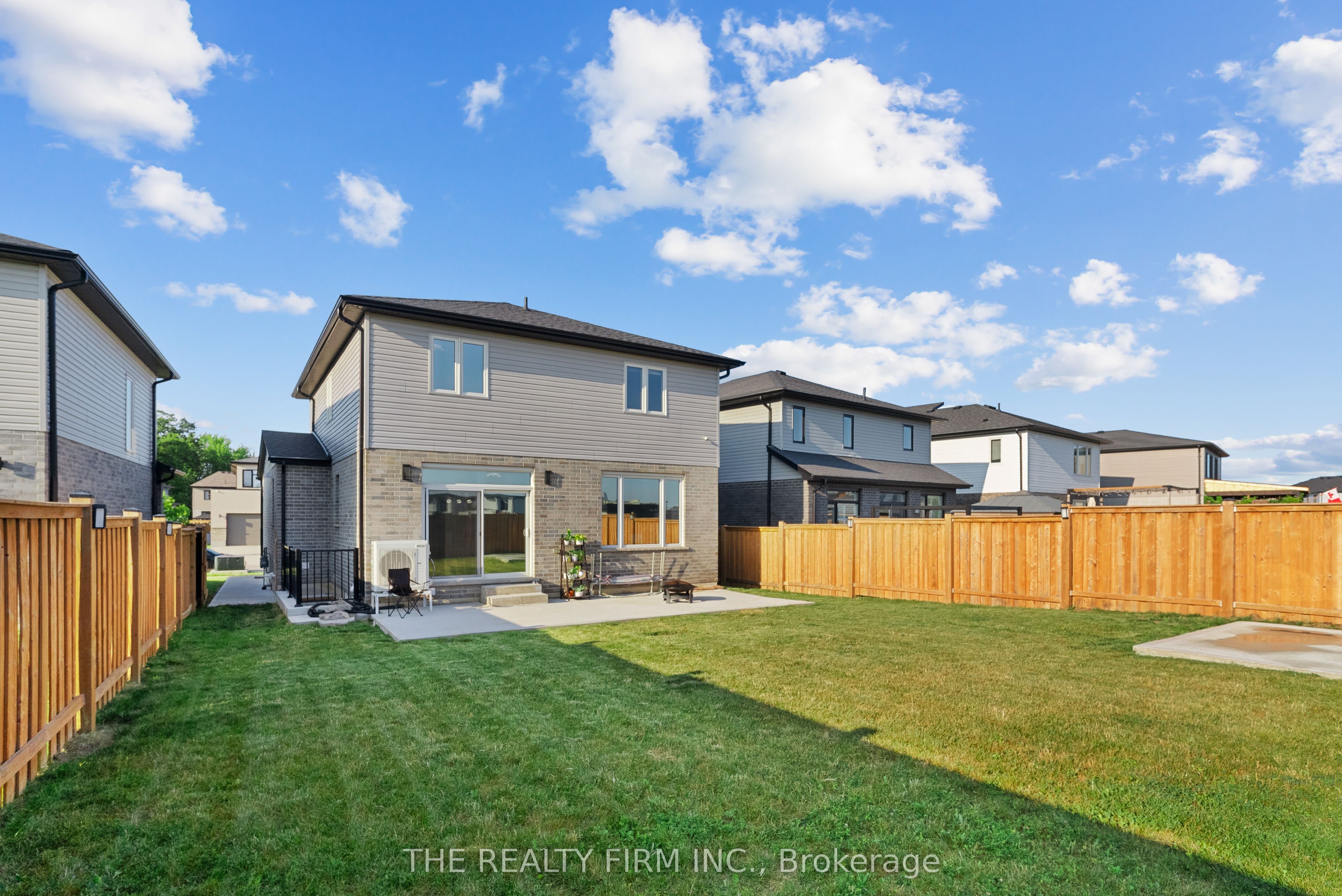 1742 Applerock Avenue Property Photo 45
