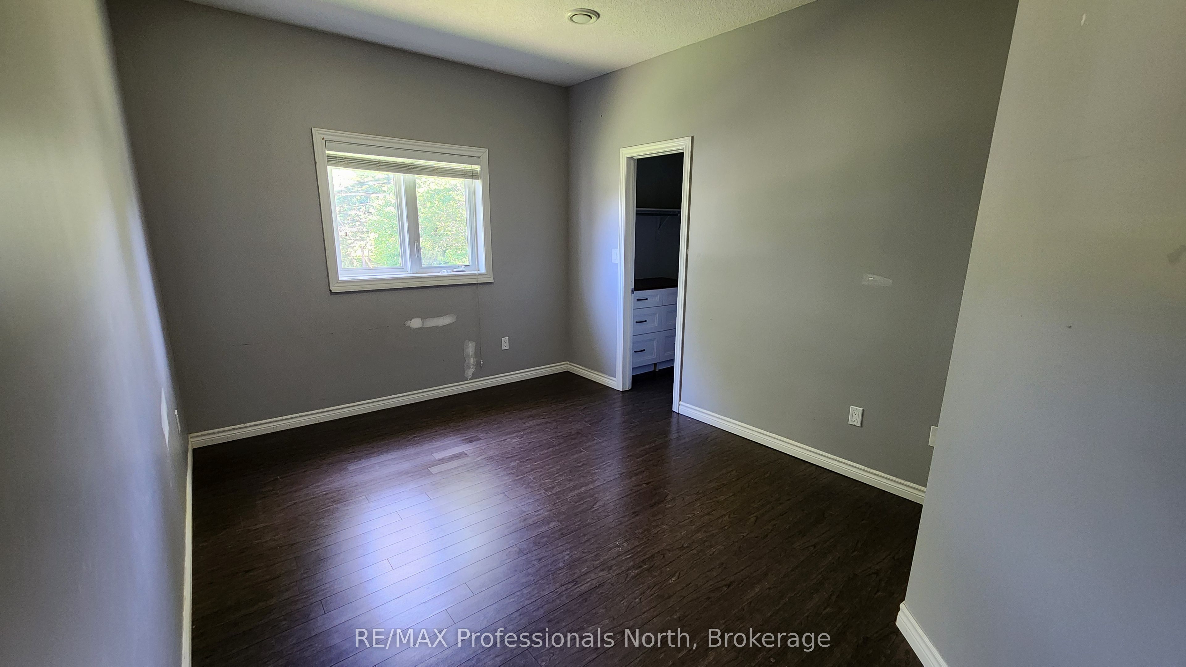 5 Greaves Avenue Property Photo 17