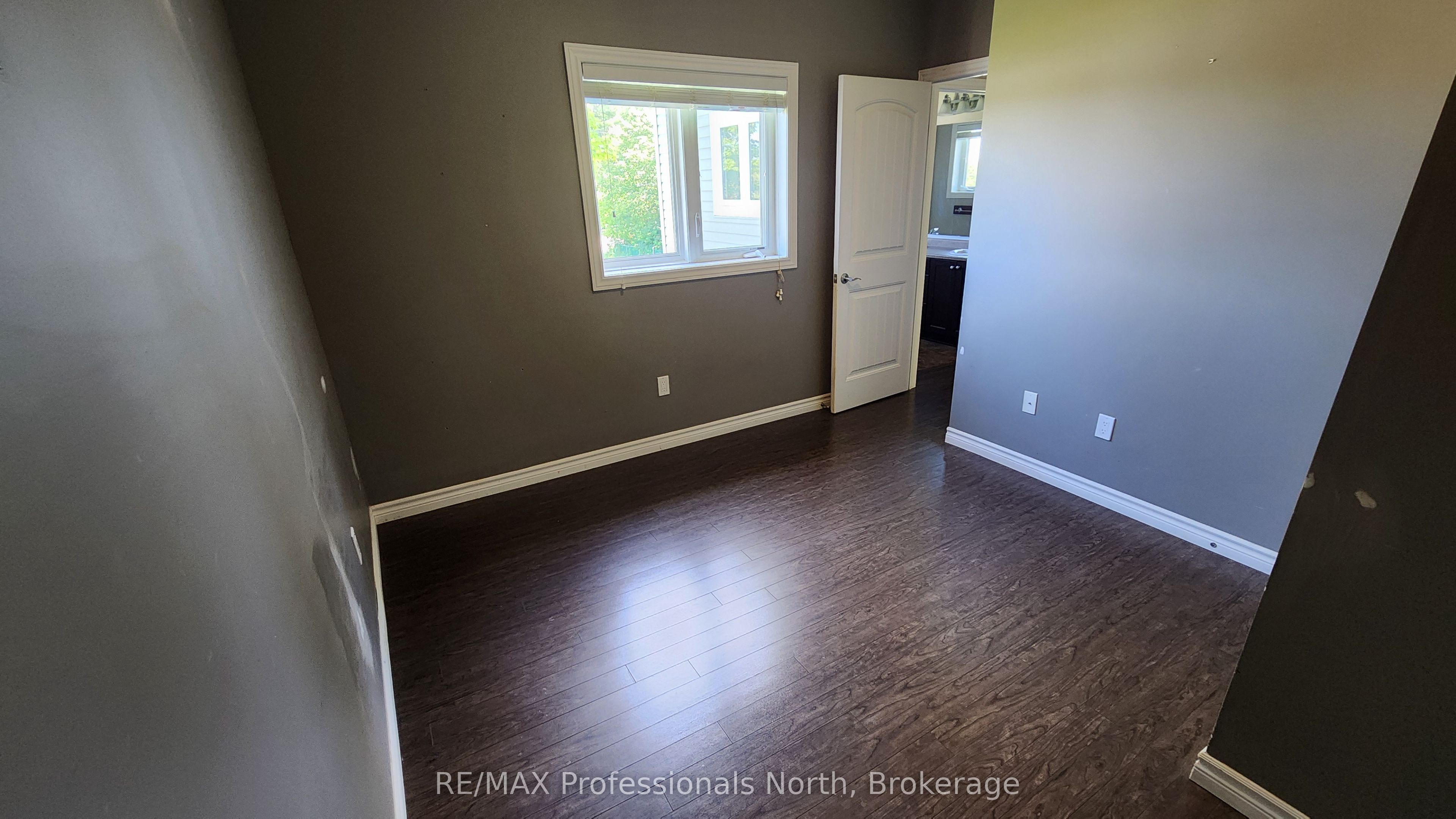 5 Greaves Avenue Property Photo 19
