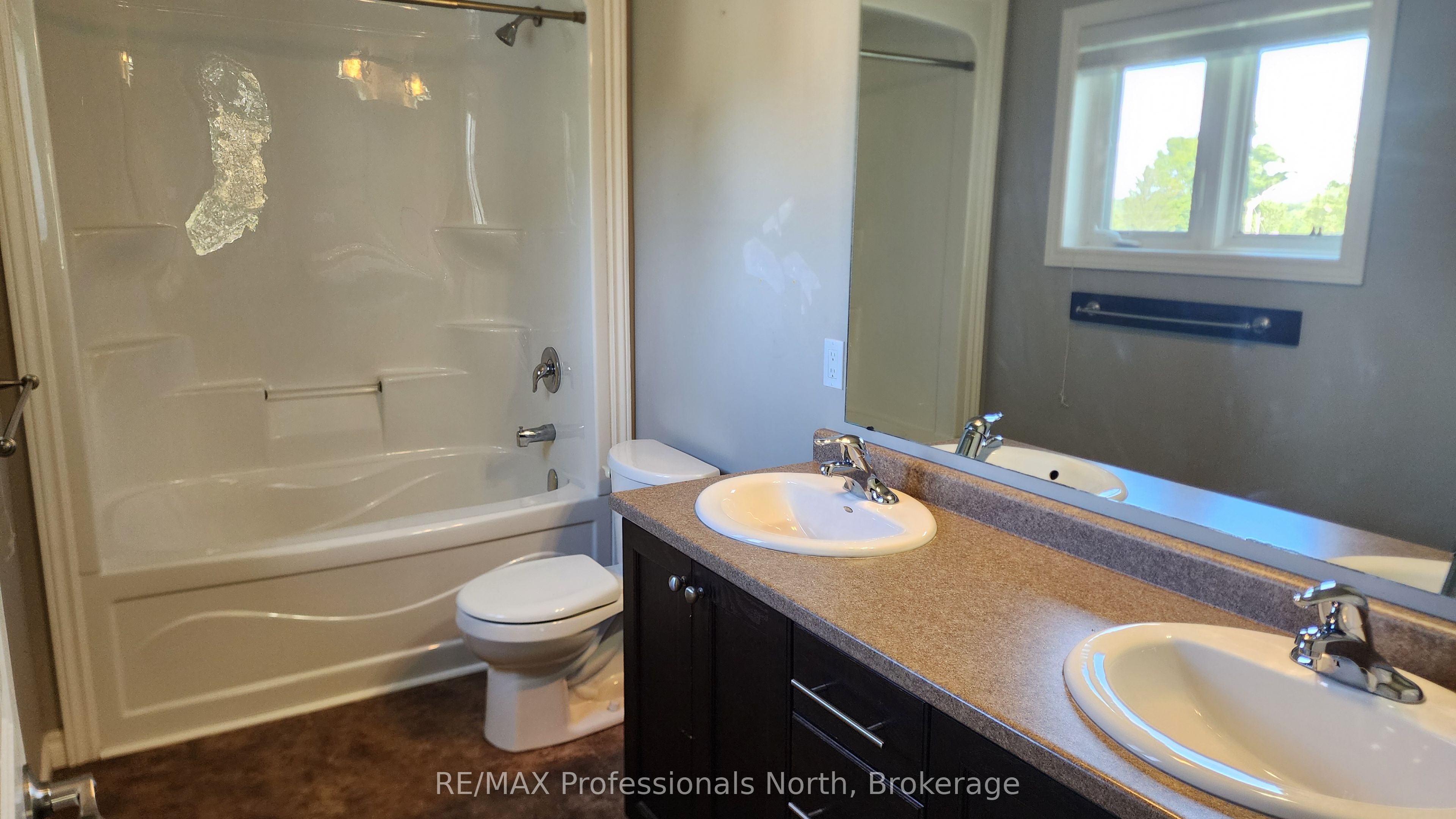 5 Greaves Avenue Property Photo 20