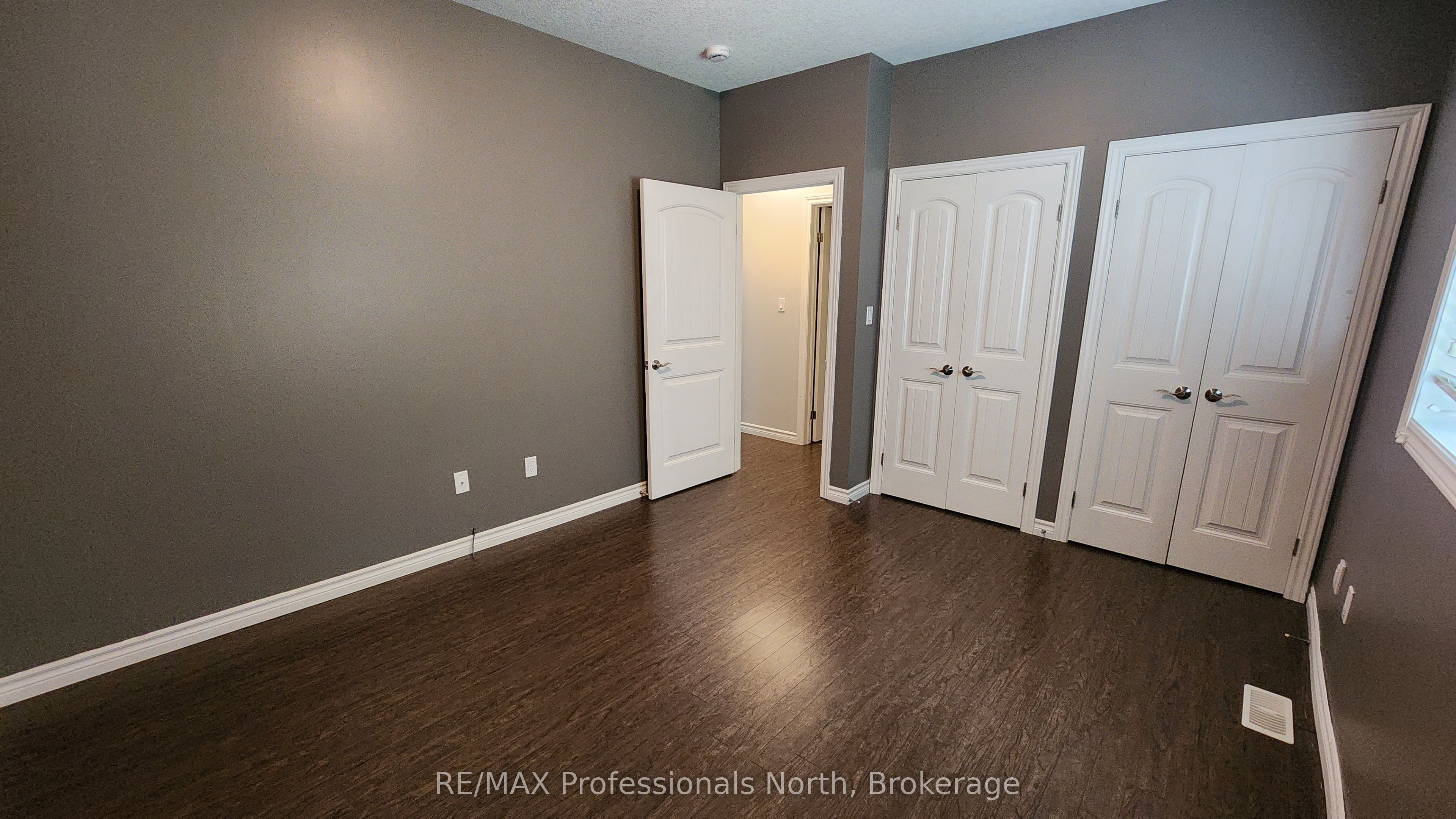 5 Greaves Avenue Property Photo 30
