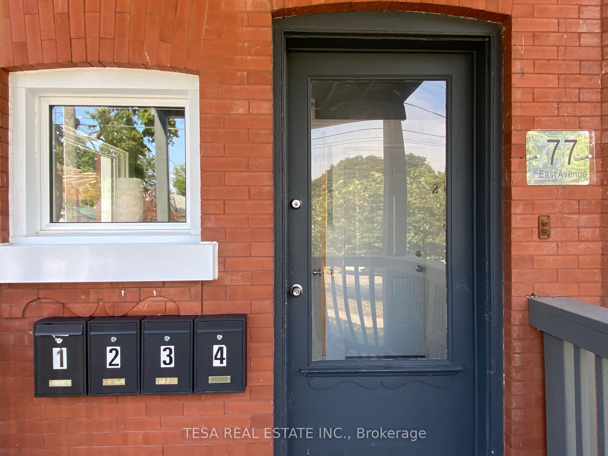 77 East Avenue 2 Property Photo 4