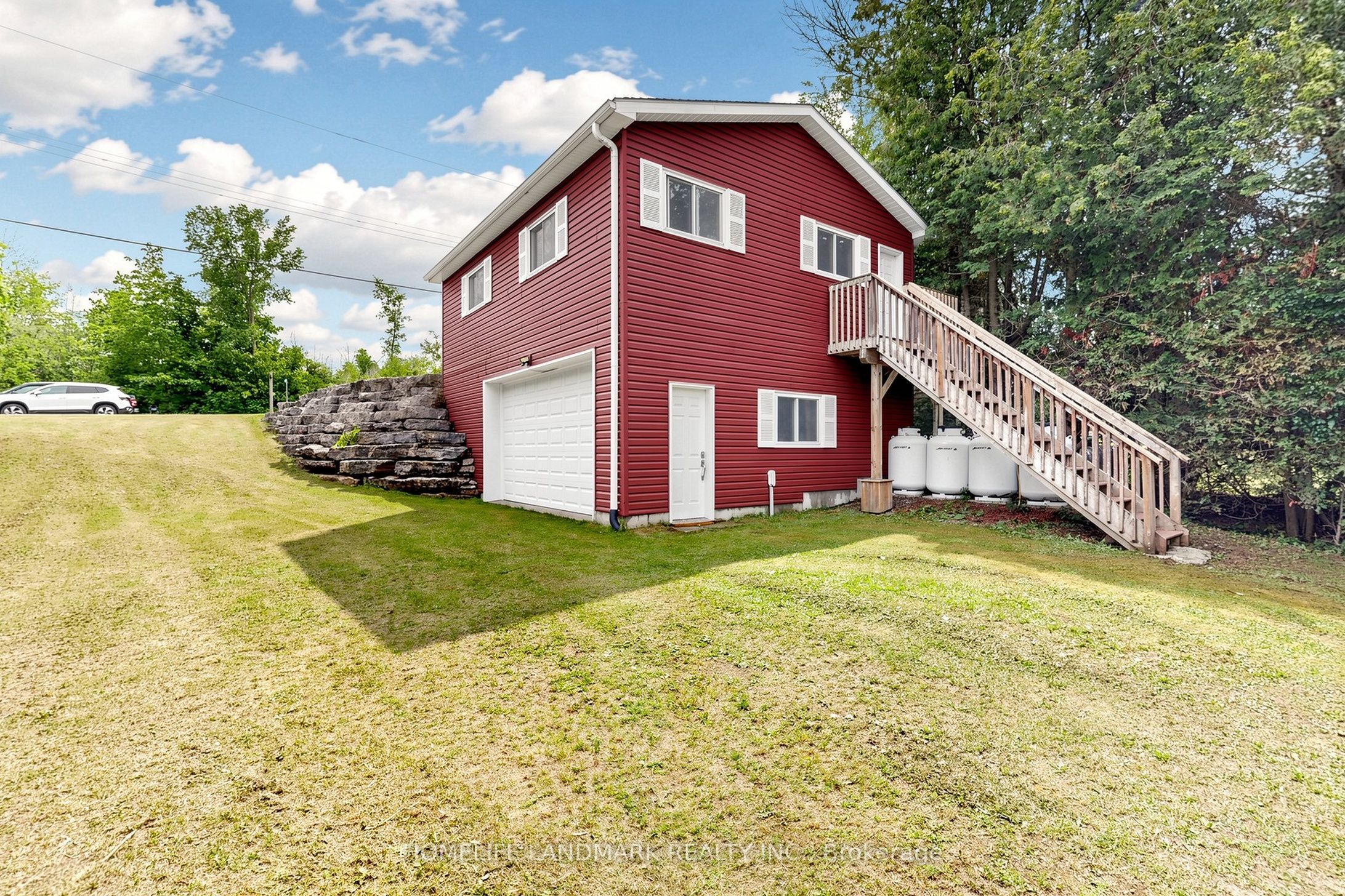 111 Campbell Beach Road Property Photo 3