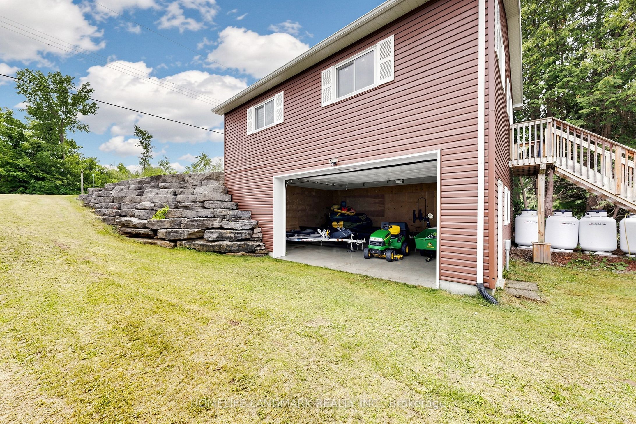 111 Campbell Beach Road Property Photo 4