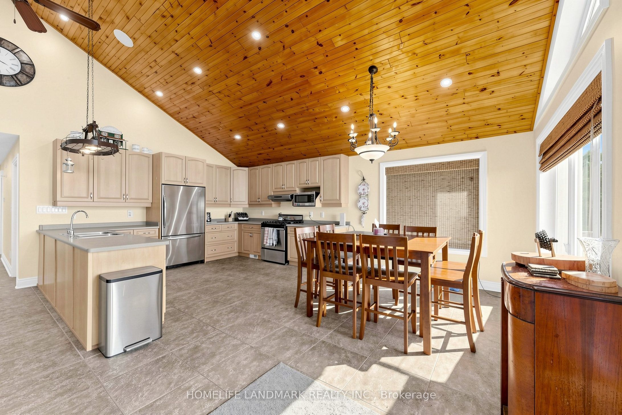 111 Campbell Beach Road Property Photo 9